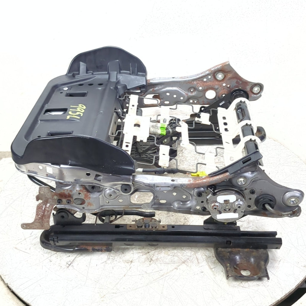 2015 2016 2017 2018 Ford Focus ST Driver Left Front Seat Track Frame Manual