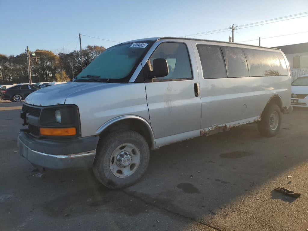 2010 CHEVROLET EXPRESS G3500 LS
