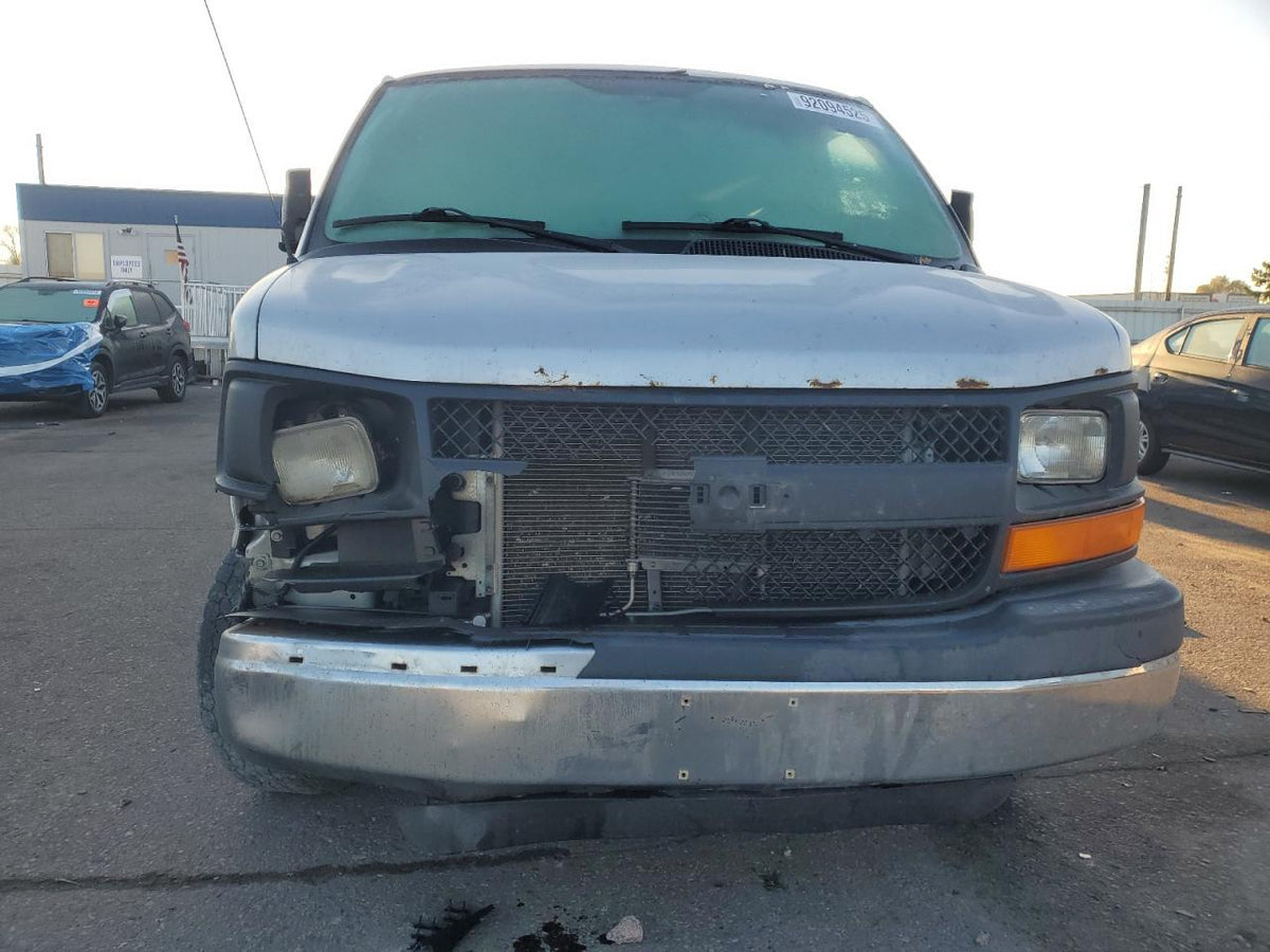 2010 CHEVROLET EXPRESS G3500 LS