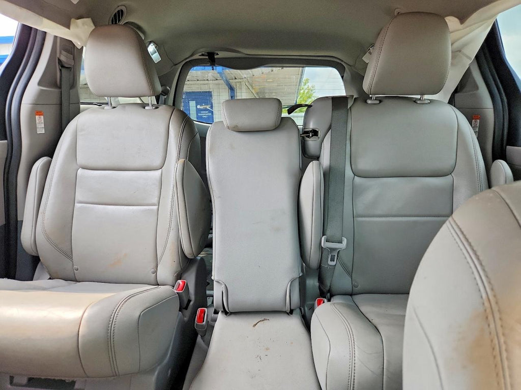 2020 TOYOTA SIENNA XLE 8-PASSENGER
