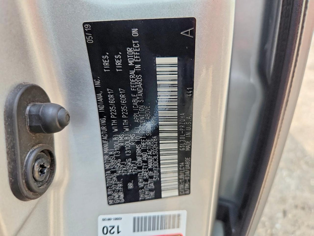 2020 TOYOTA SIENNA XLE 8-PASSENGER