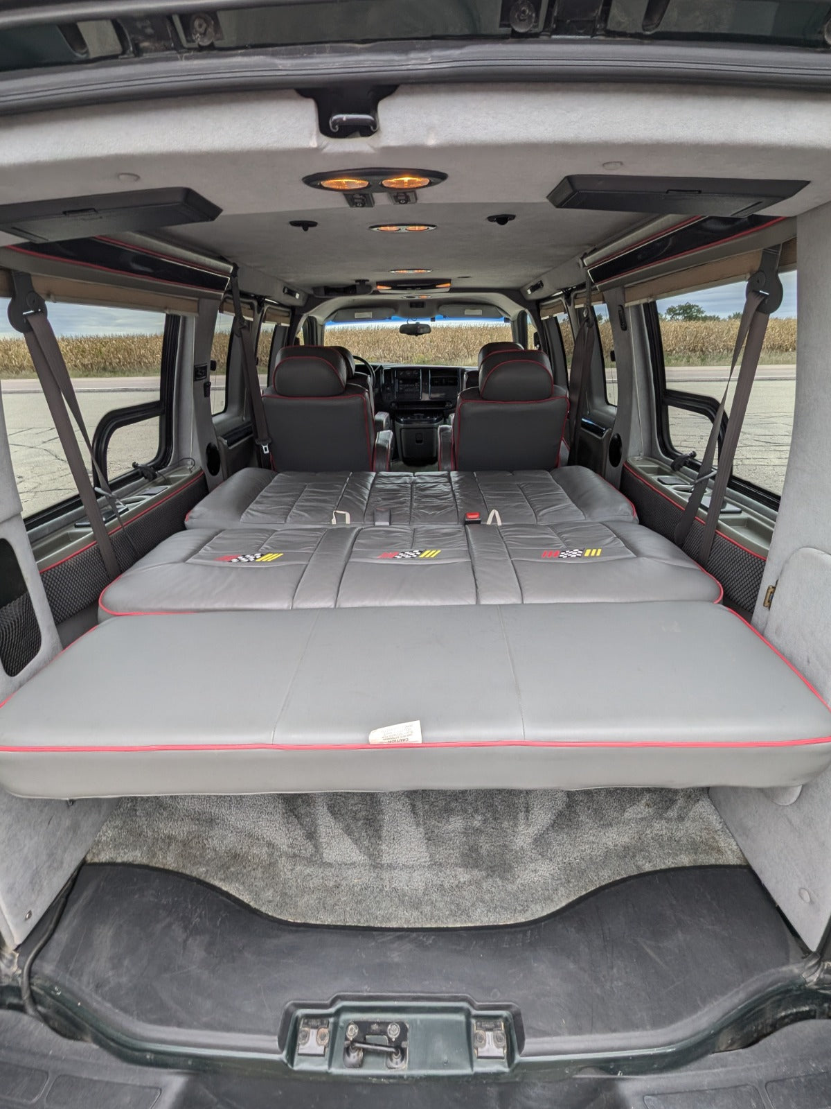 2003 CHEVROLET EXPRESS WALDOCH
