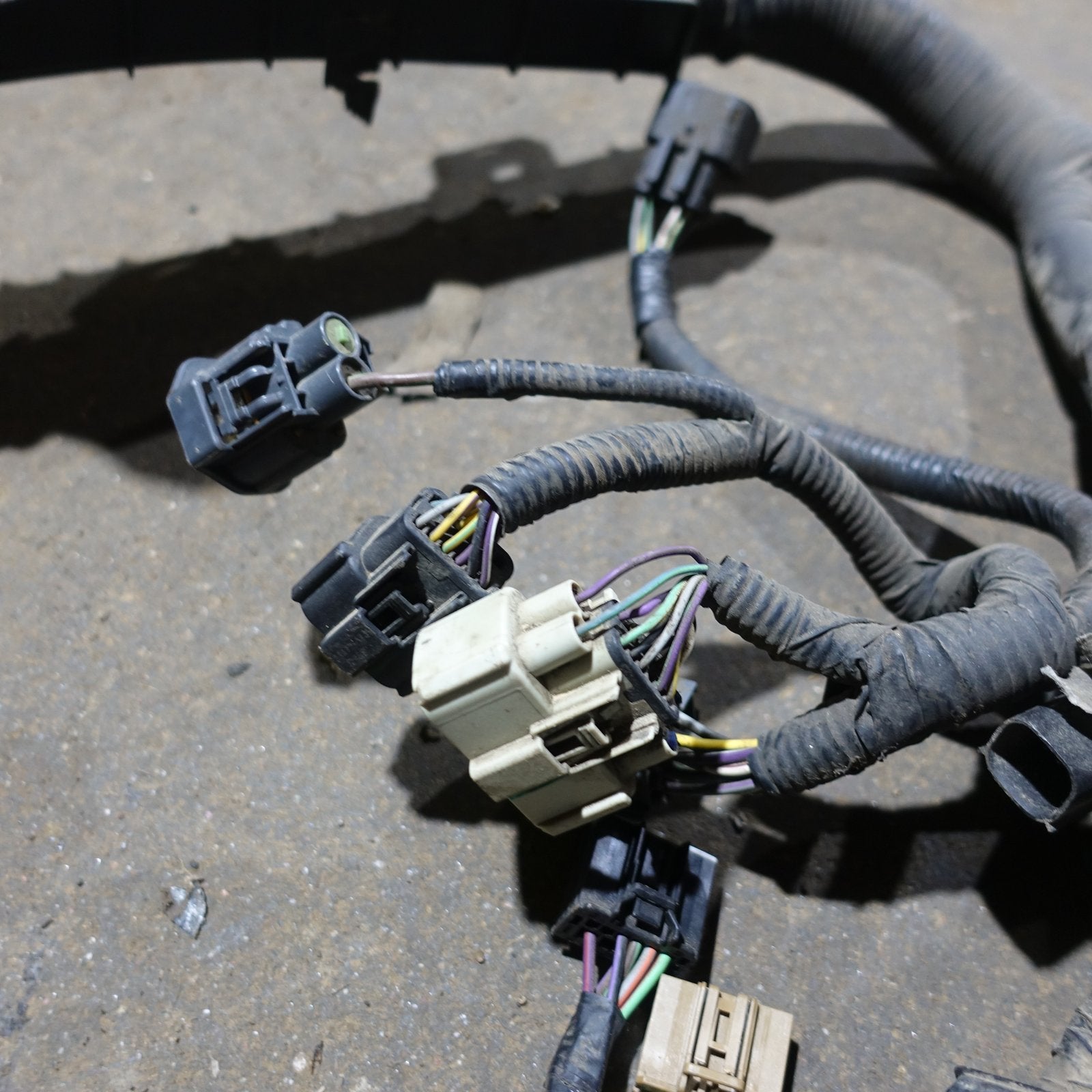 2013 2014 Ford F250 F350 6.7L Engine Fuse Box Bay Wire Harness Loom