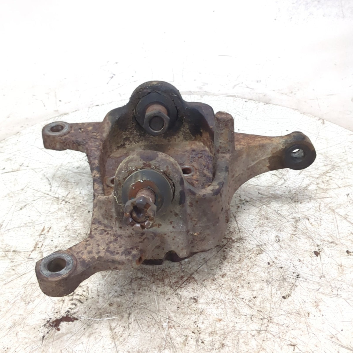 2000 2001 2002 Ford F450 F550 Right Passenger Front Steering Knuckle Spindle 4x2