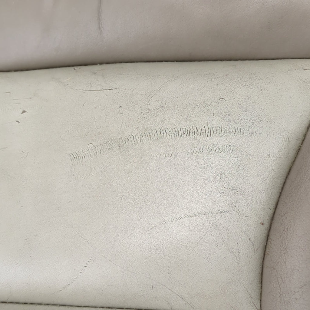 2005 2006 GMC Yukon Passenger Right Seat Bottom Lower Cushion Cover Leather Tan