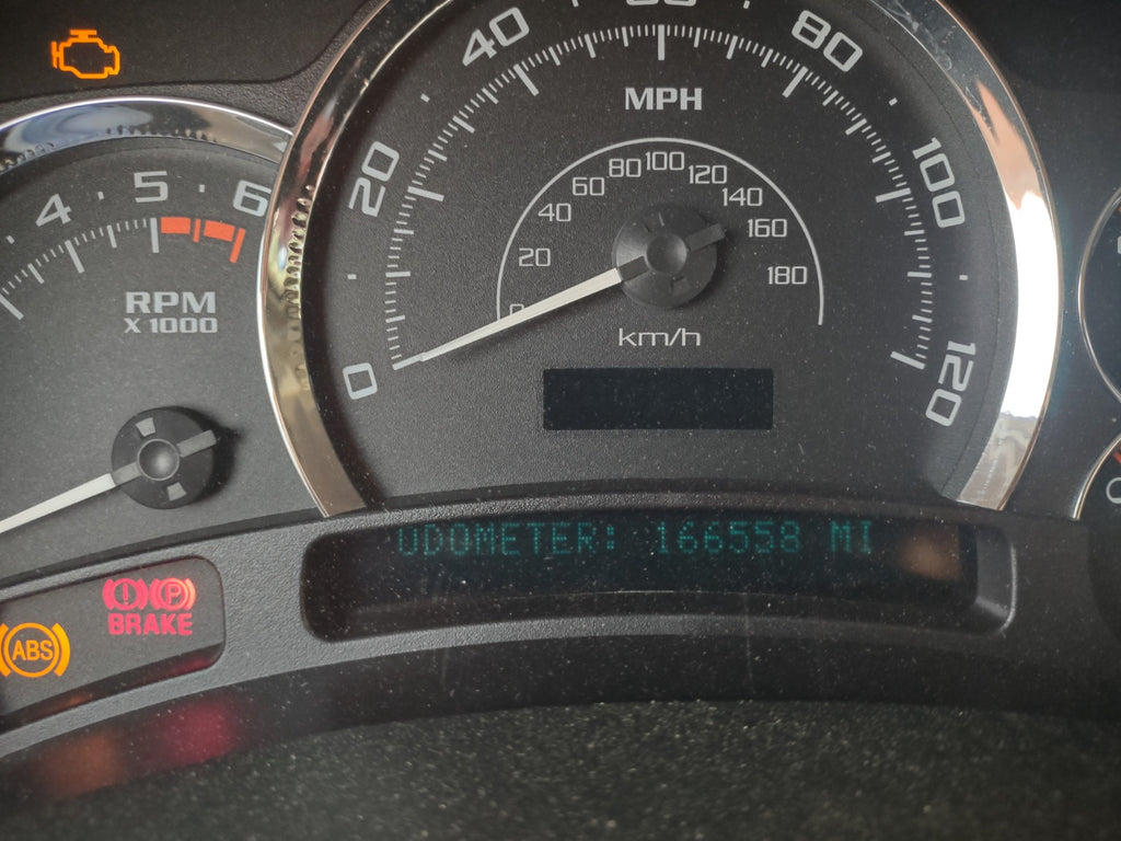 2004 CADILLAC ESCALADE EXT