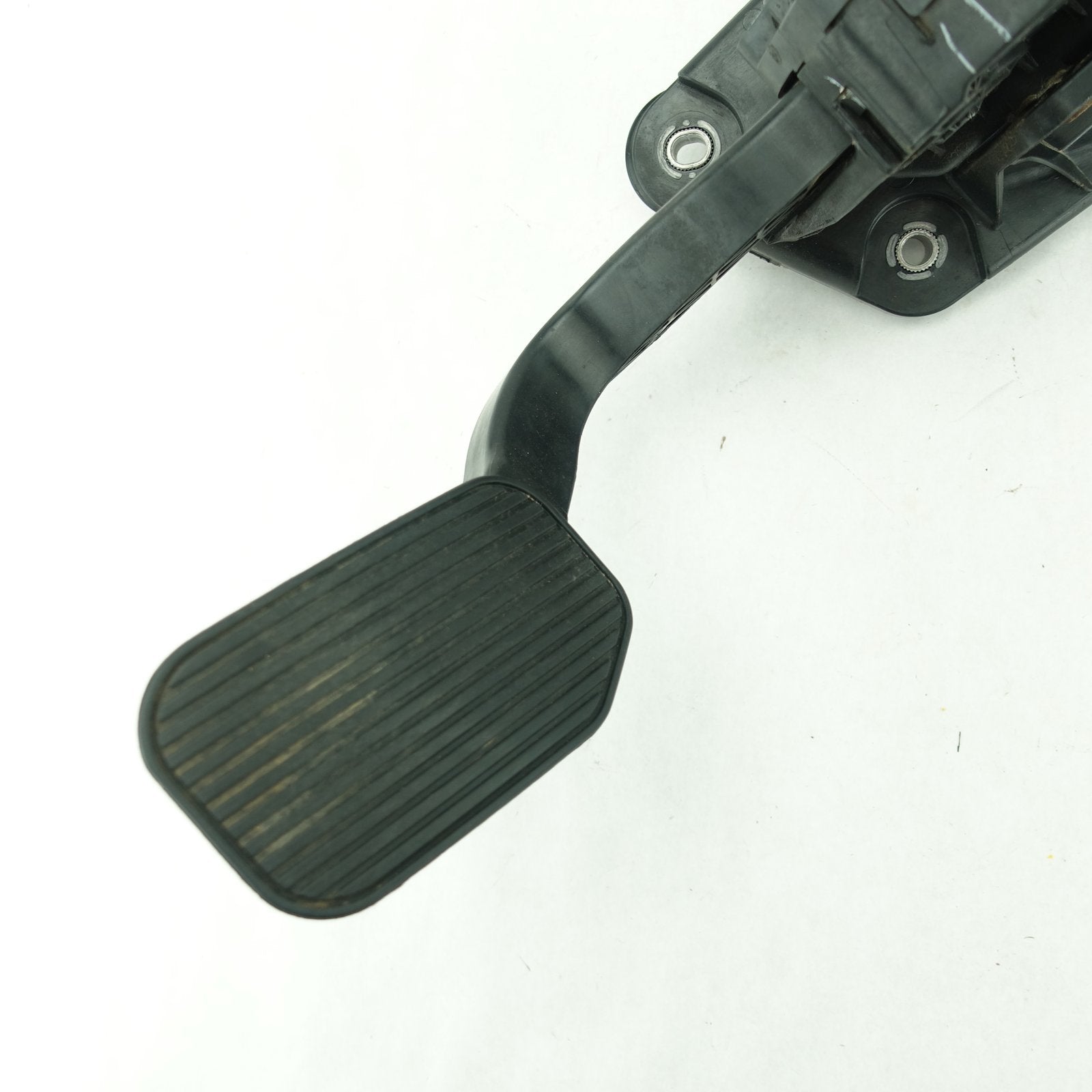 2015 2016 2017 2018 2019 2020 Ford F150 Fuel Gas Throttle Accelerator Pedal