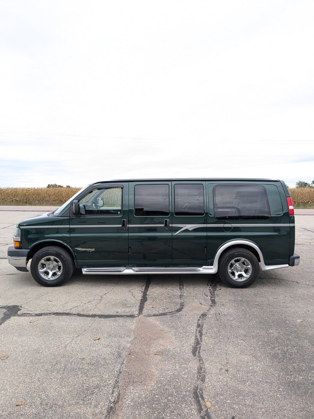 2003 CHEVROLET EXPRESS WALDOCH