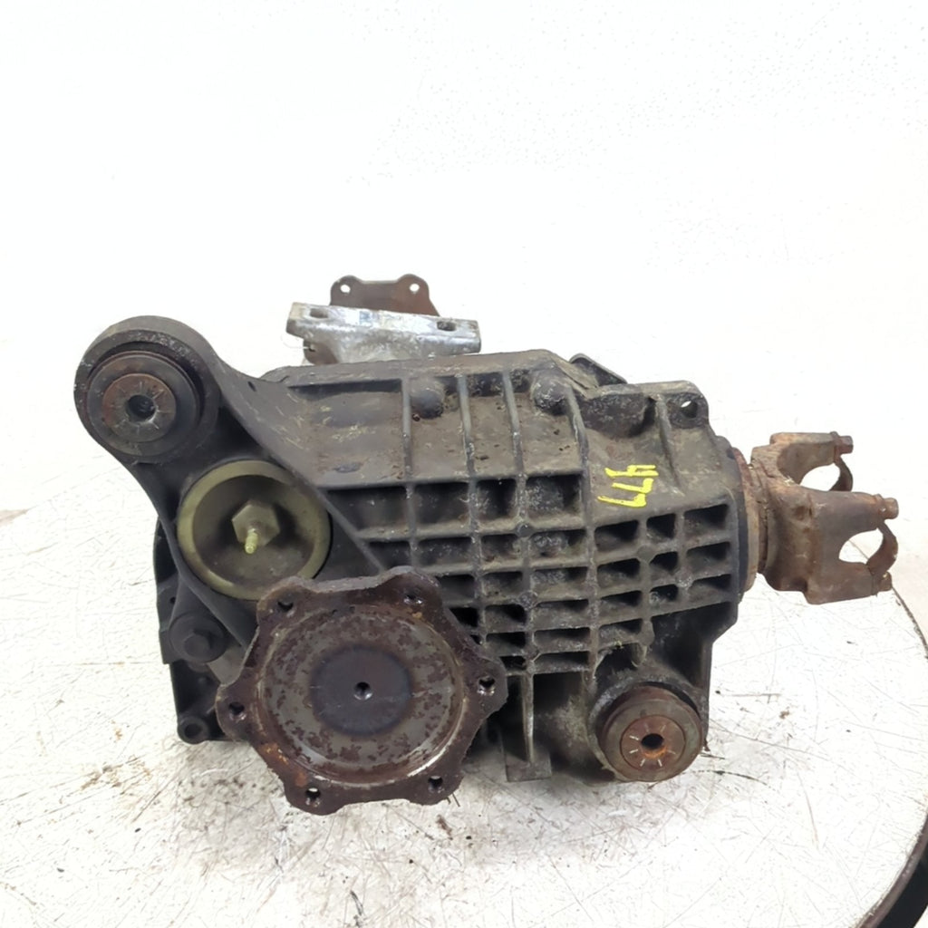 2005 Yukon XL Suburban Front Axle Differential Carrier 3.42 Ratio AWD