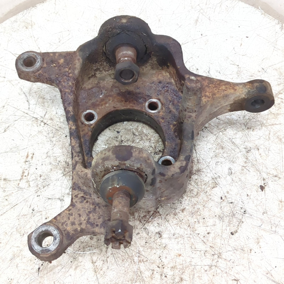 2000 2001 2002 Ford F450 F550 Right Passenger Front Steering Knuckle Spindle 4x2