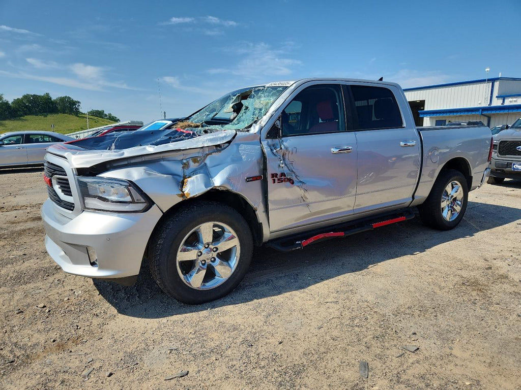 2017 RAM 1500 SLT