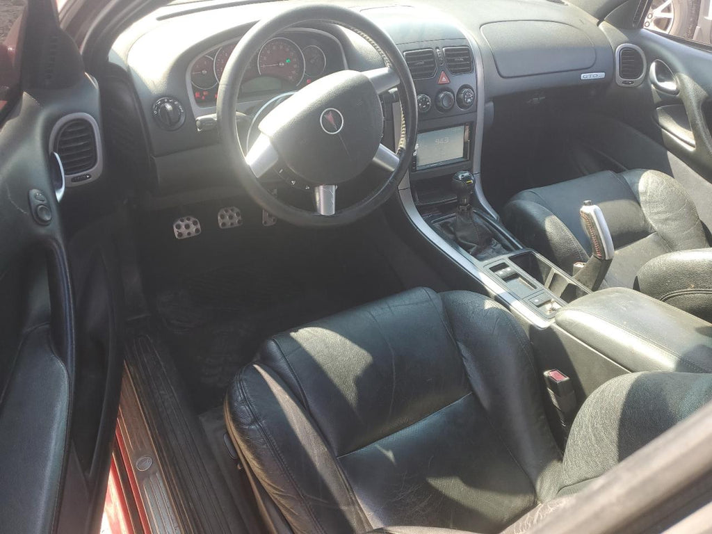 2004 PONTIAC GTO