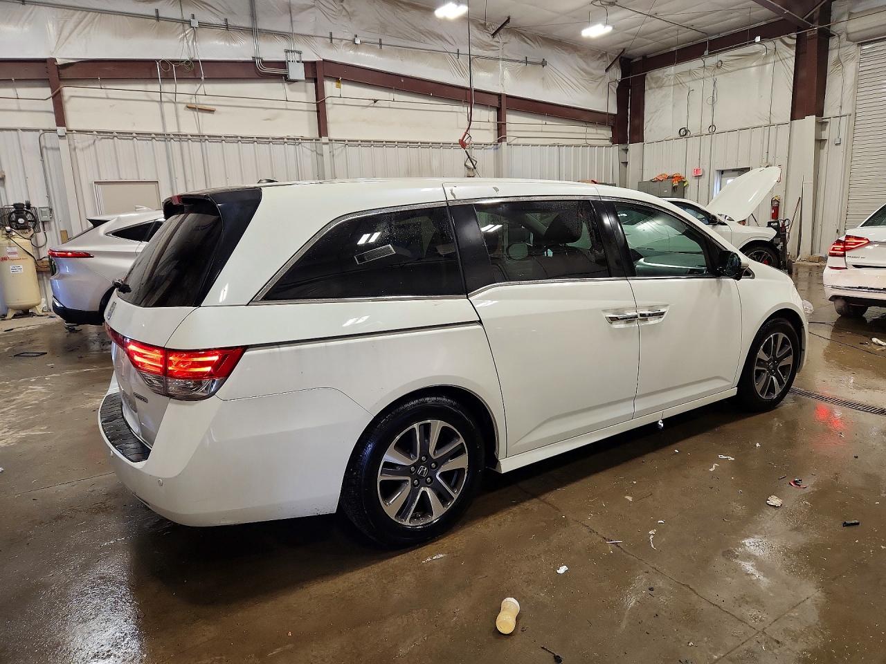 2014 HONDA ODYSSEY TOURING