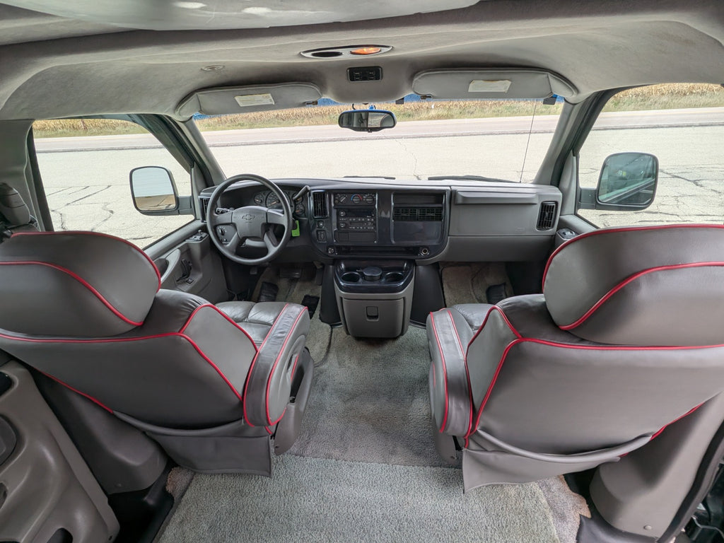 2003 CHEVROLET EXPRESS WALDOCH