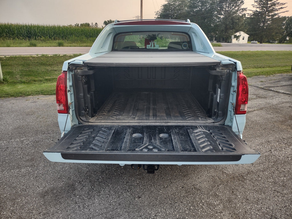 2004 CADILLAC ESCALADE EXT