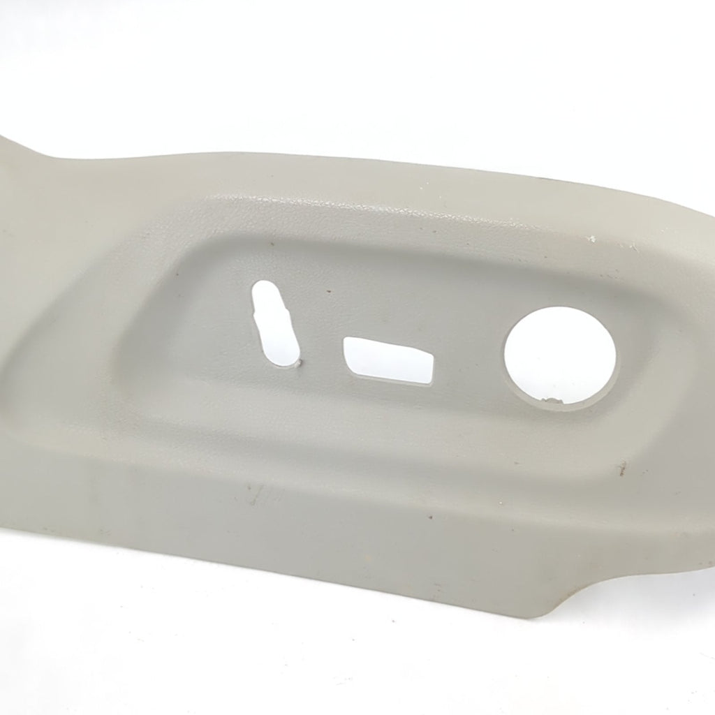 2009 2010 2011 2012 Audi Q5 Seat Trim Bezel Panel Cover Right Passenger Side