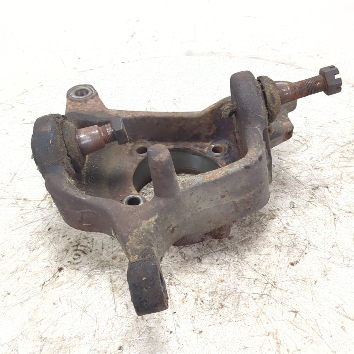 99 2000 2001 2002 Ford F450 F550 Steering Knuckle Spindle Front Driver Left 4x2