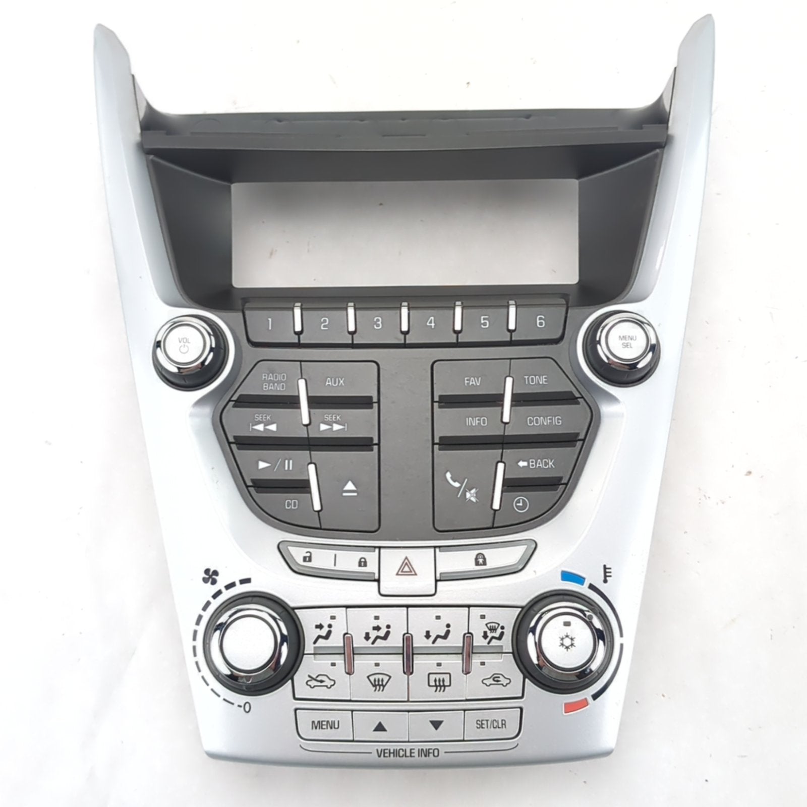 2010 2011 Chevrolet Equinox Radio Climate Control Panel Center Console HVAC