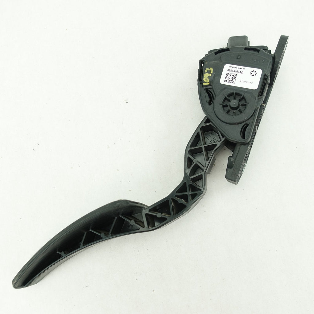2013 2014 2015 2016 2017 2018 Ram 1500 2500 3500 4500 5500 Gas Accelerator Pedal