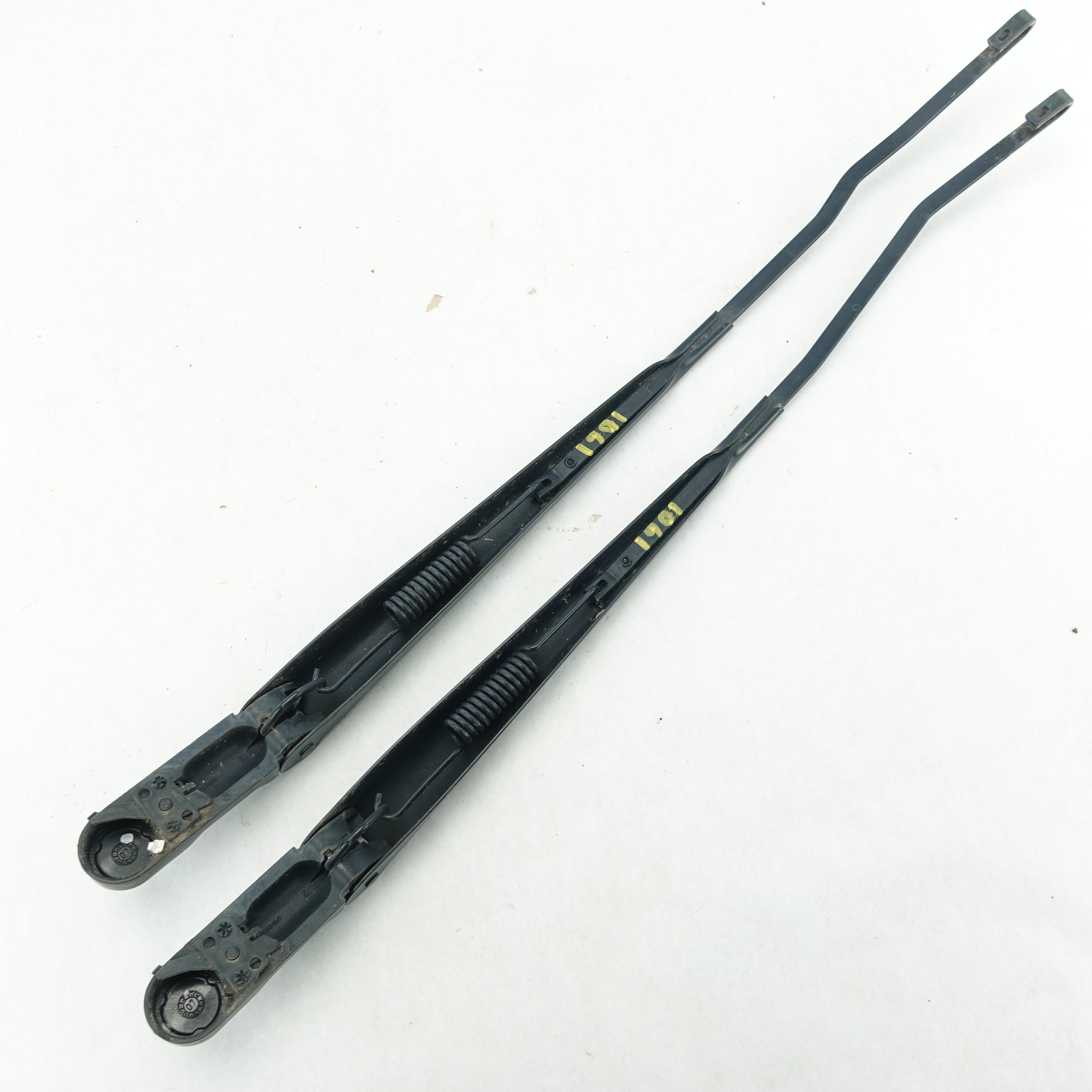 2011 2012 2013 2014 2015 Ford F250 F350 Windshield Wiper Arm Arms Left Right Set