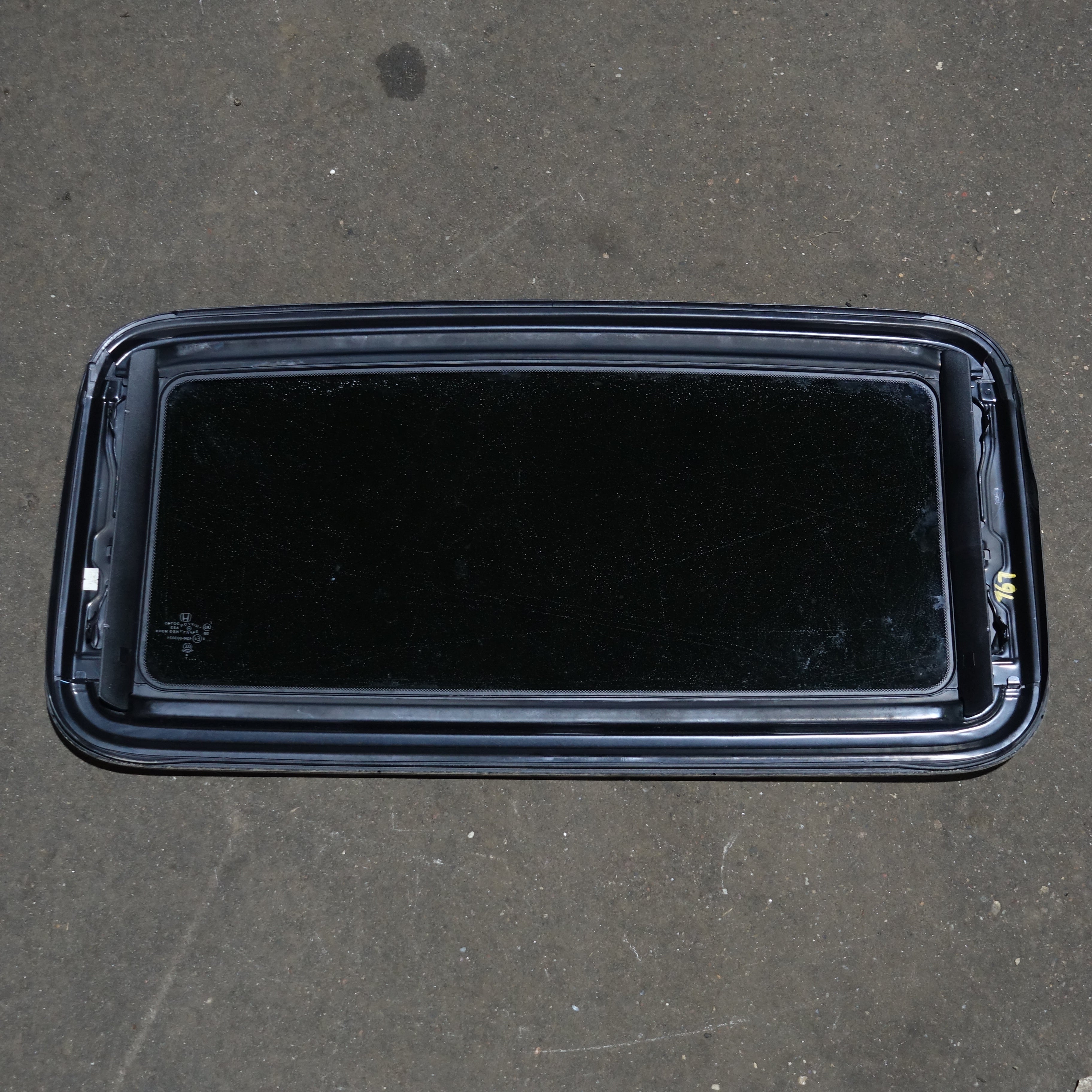 2008 2009 2010 2011 2012 Honda Accord Sedan 4 Door Sunroof Sun Moon Roof Glass