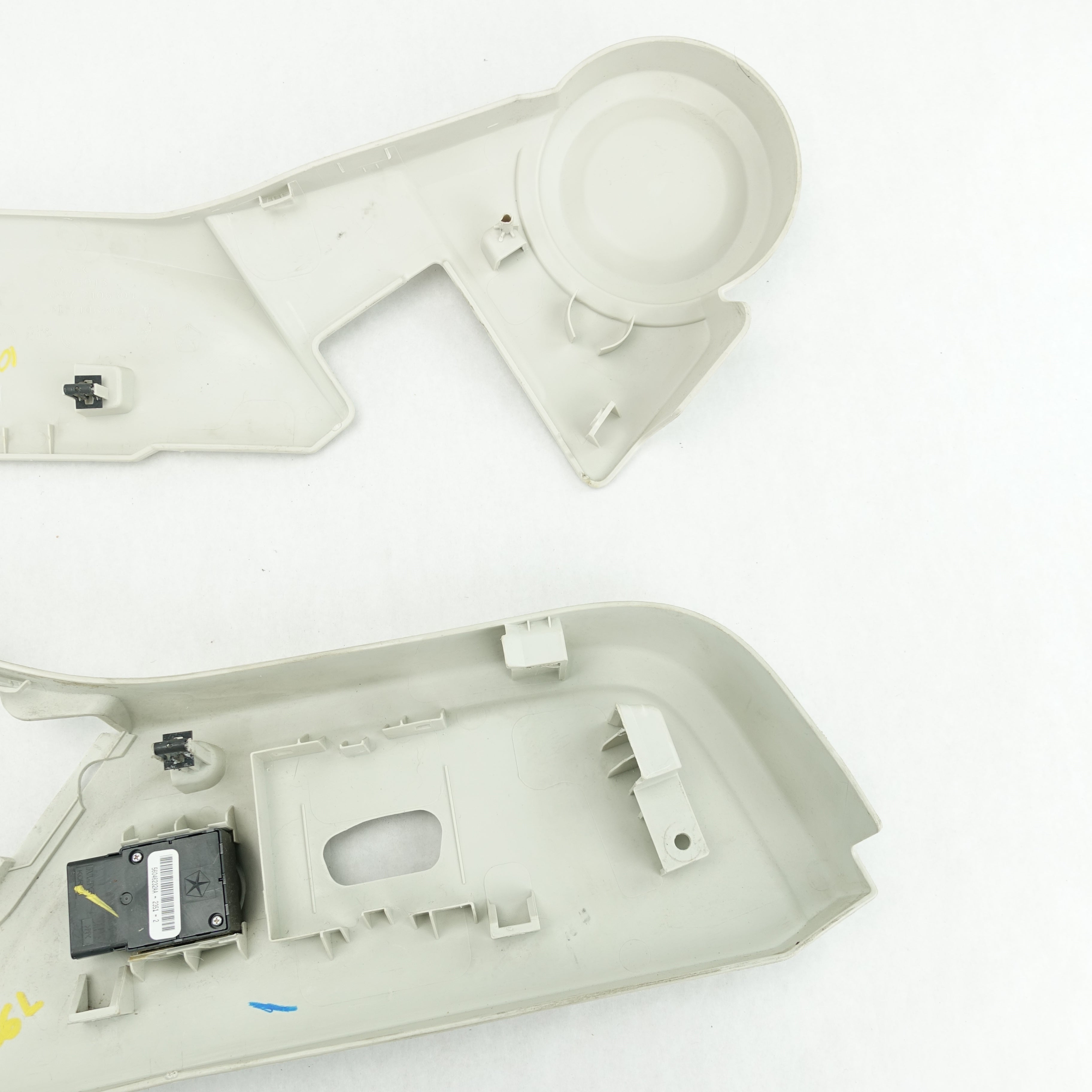 2011 2012 2013 2014 2015 Dodge Journey Driver Left Seat Trim Bezel Cover White