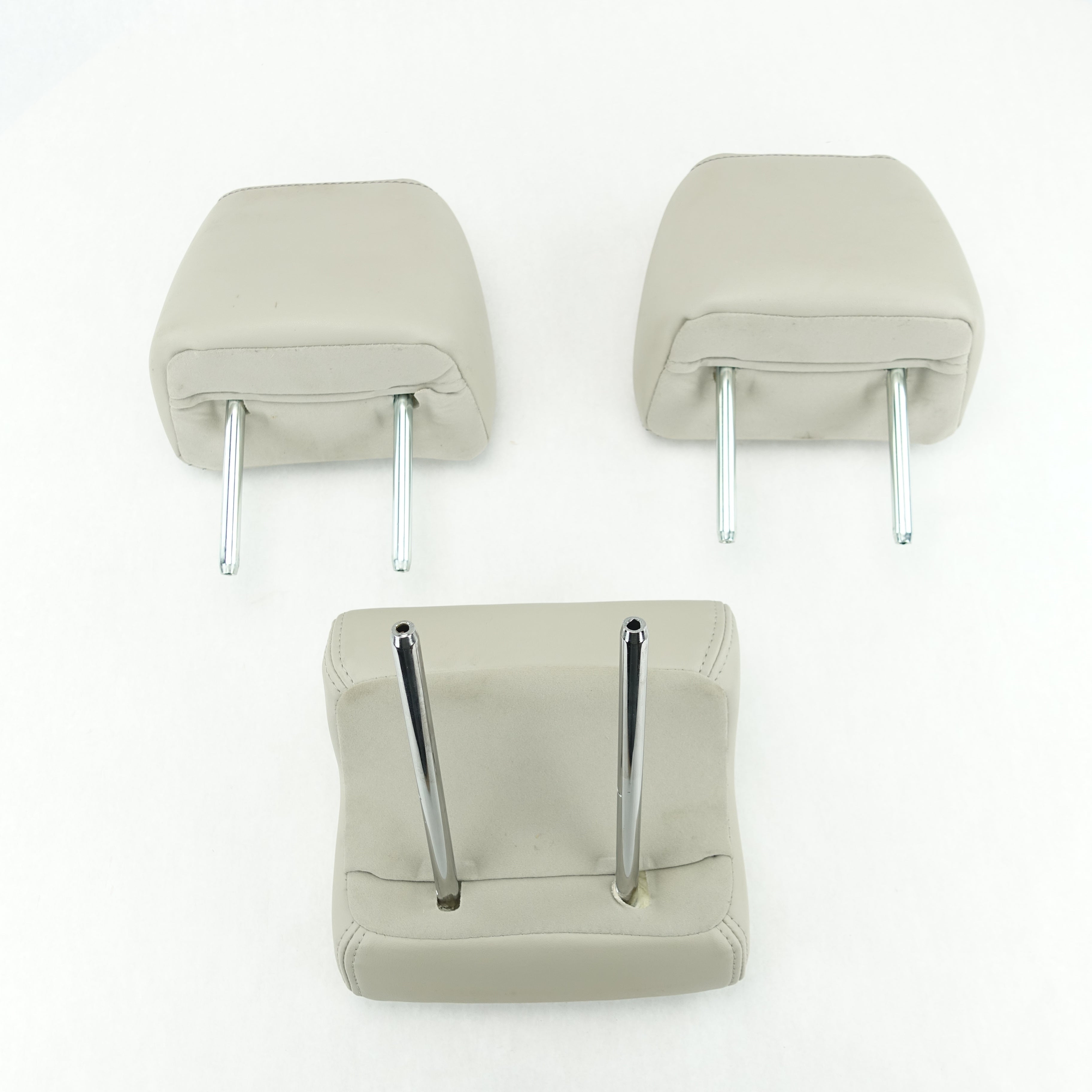 2010 2011 2012 Taurus Rear Headrest Head Rest Gray Leather Set