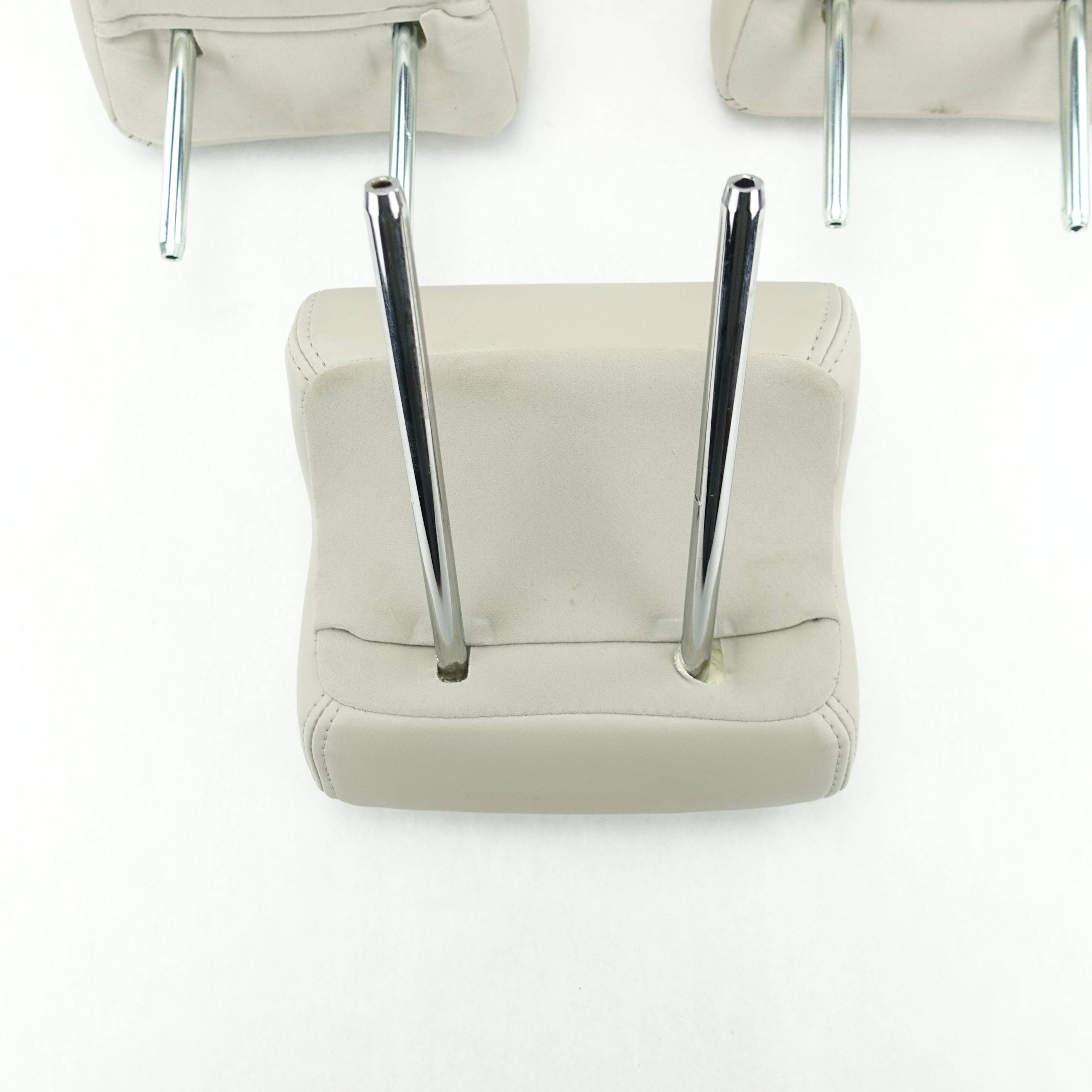 2010 2011 2012 Taurus Rear Headrest Head Rest Gray Leather Set