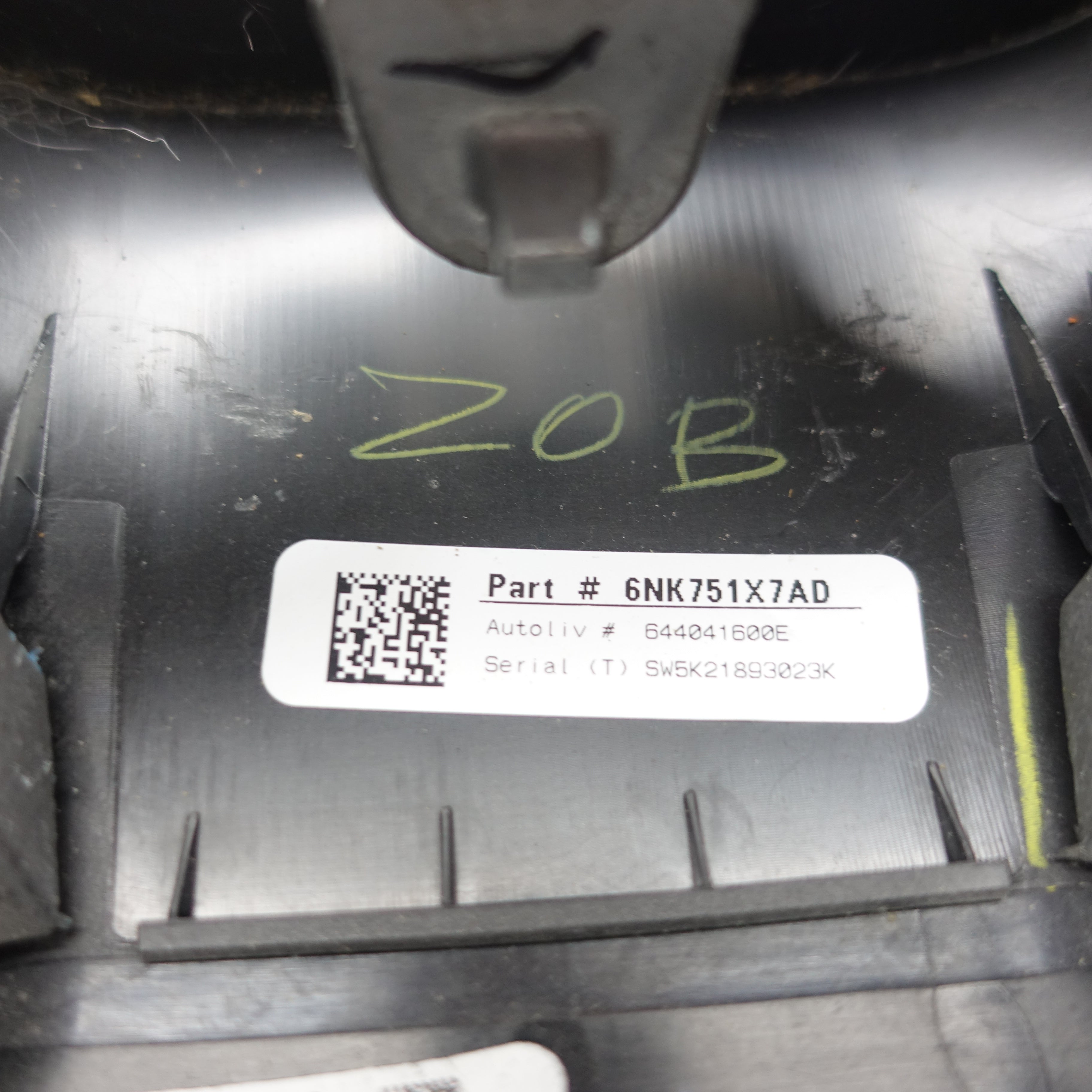Damage 2019 2020 2021 2022 2023 Ram 2500 3500 Steering Wheel Black Leather
