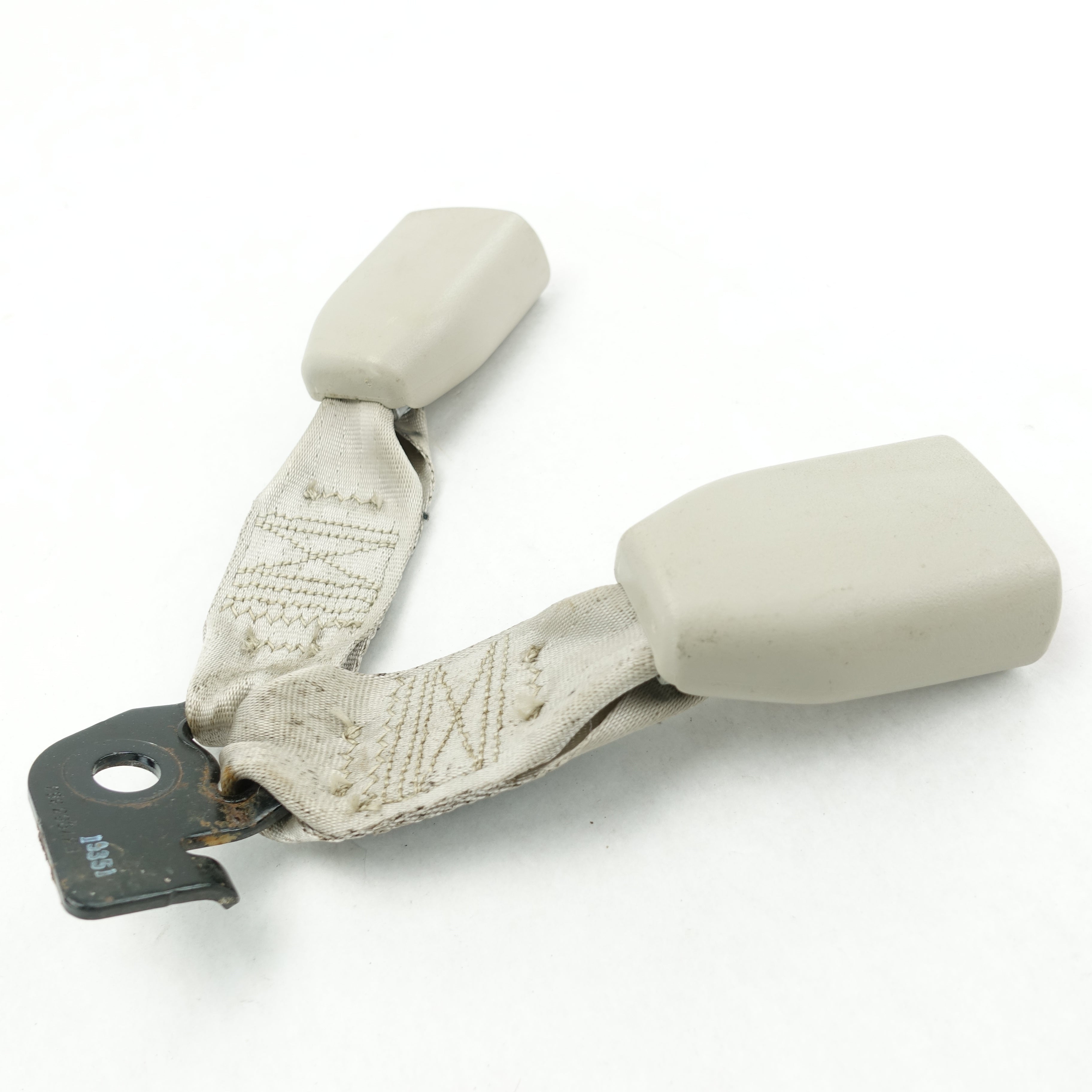 2010 2011 2012 Ford Taurus Left Rear Seat Belt Buckle Gray