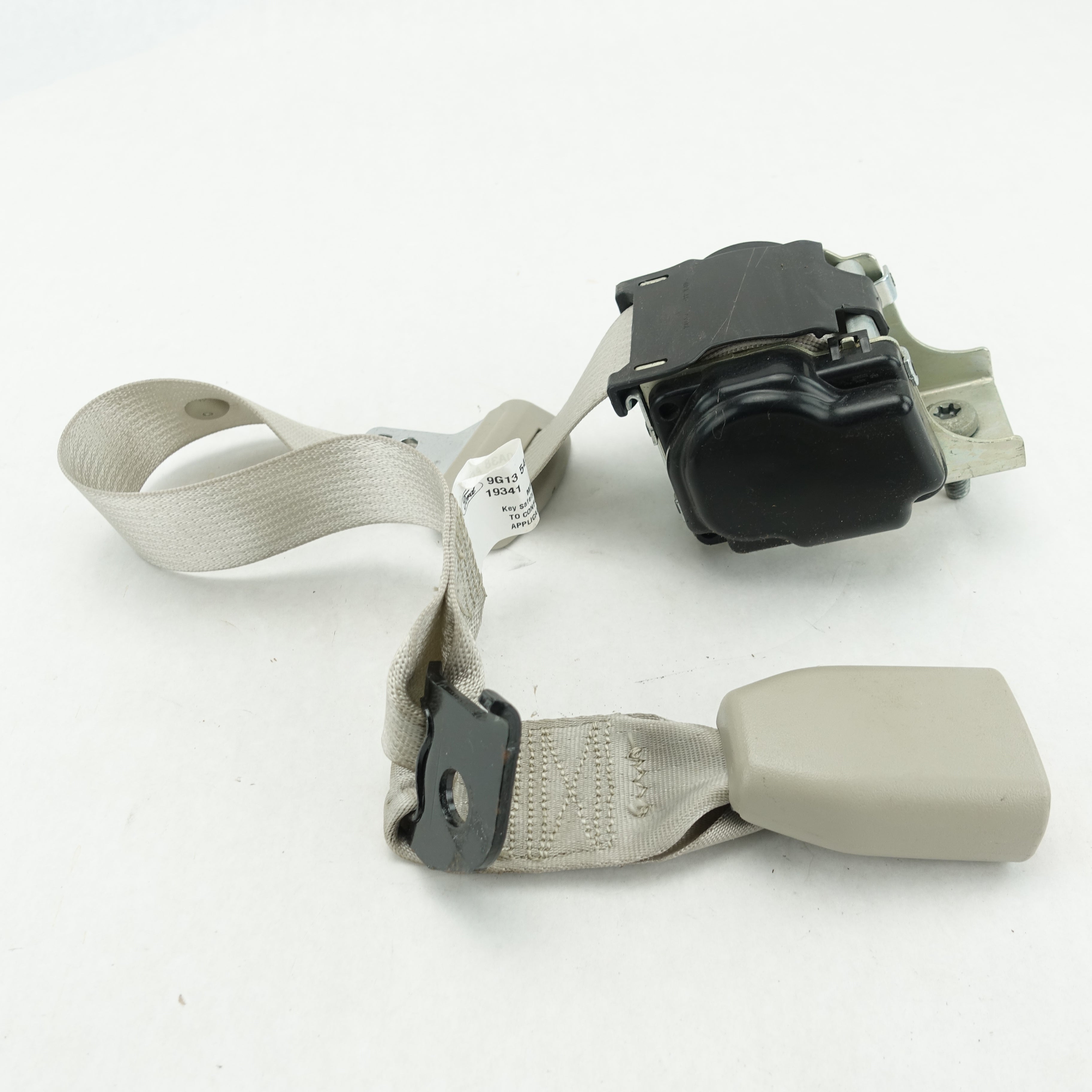 2010 2011 2012 Ford Taurus Rear Center Seat Belt Gray