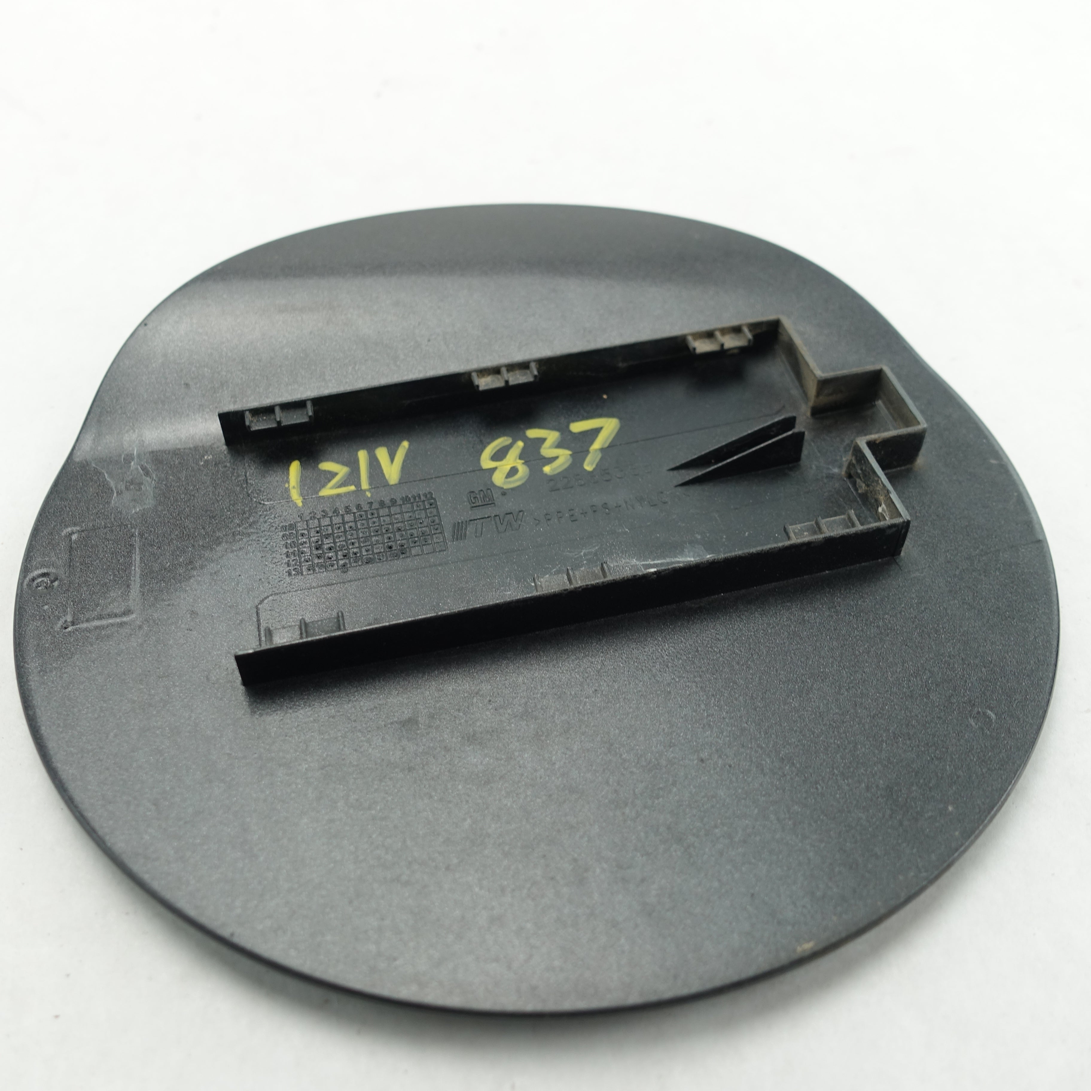 2010 2011 2012 2013 2014 2015 2016 2017 Chevy Equinox Gas Fuel Door Lid Cover