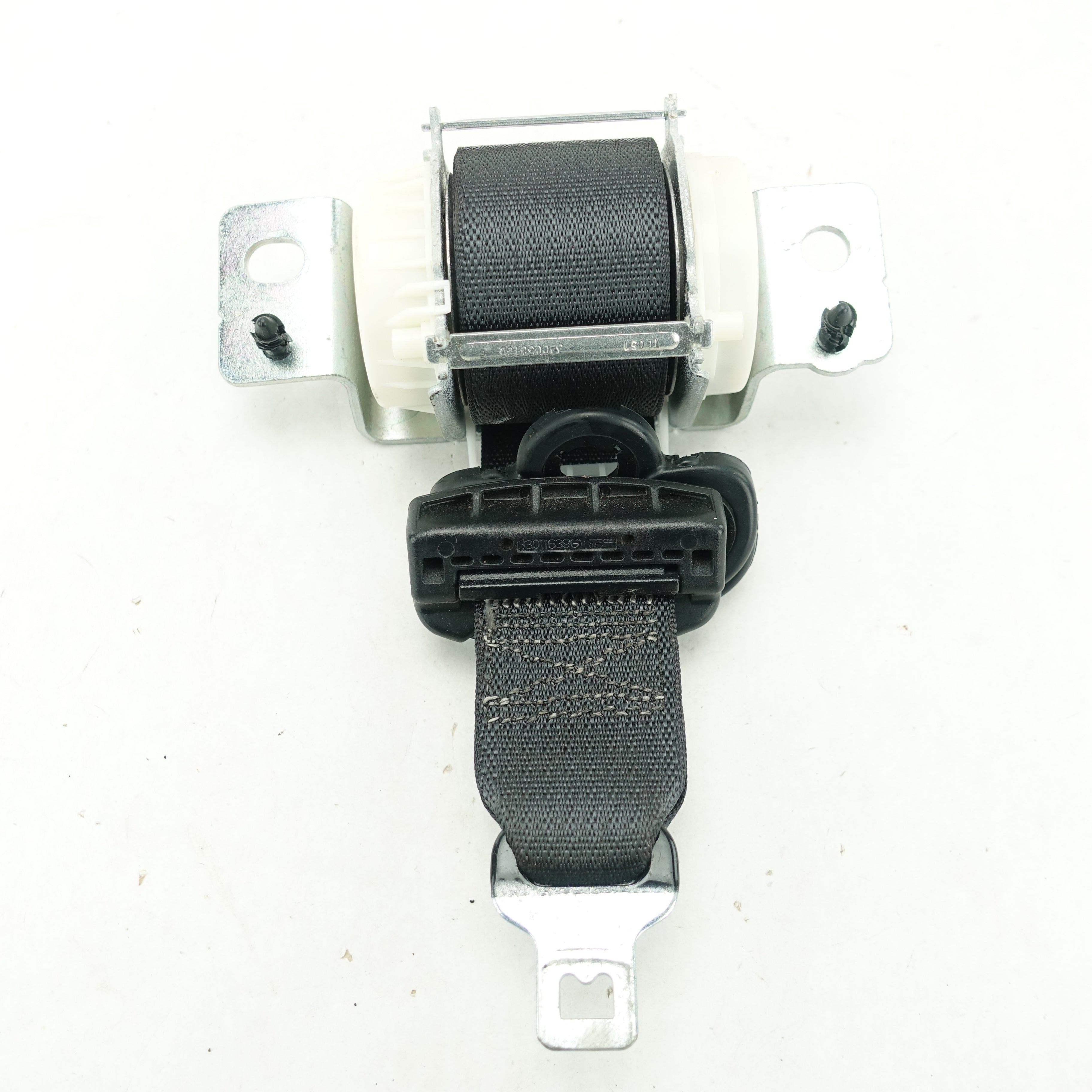 2011 2012 2013 2014 Caravan Town & Country 3rd Row Center Rear Seat Belt Black