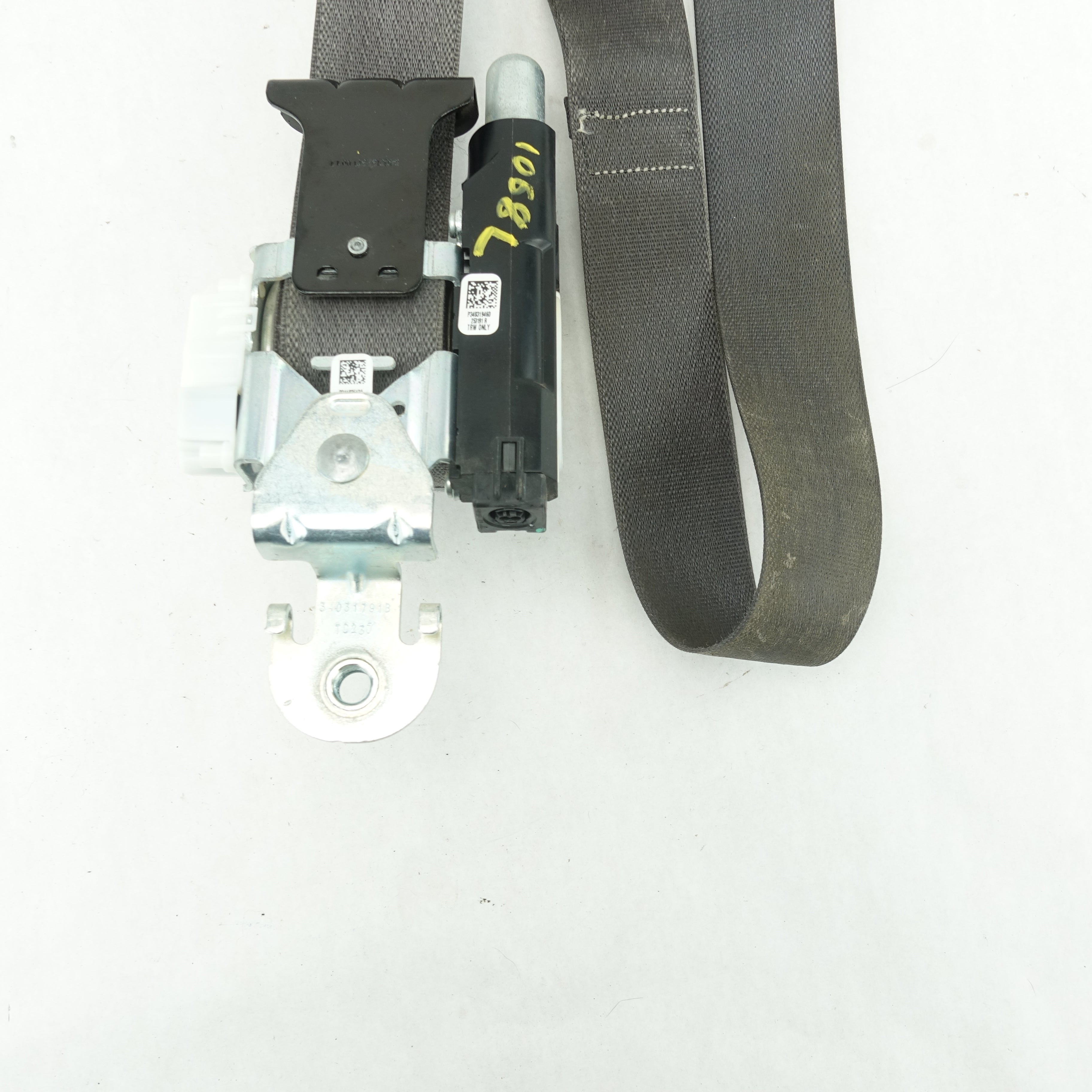 2015 2016 2017 2018 2019 2020 Ram 3500 Regular Cab Driver Left Seat Belt Black