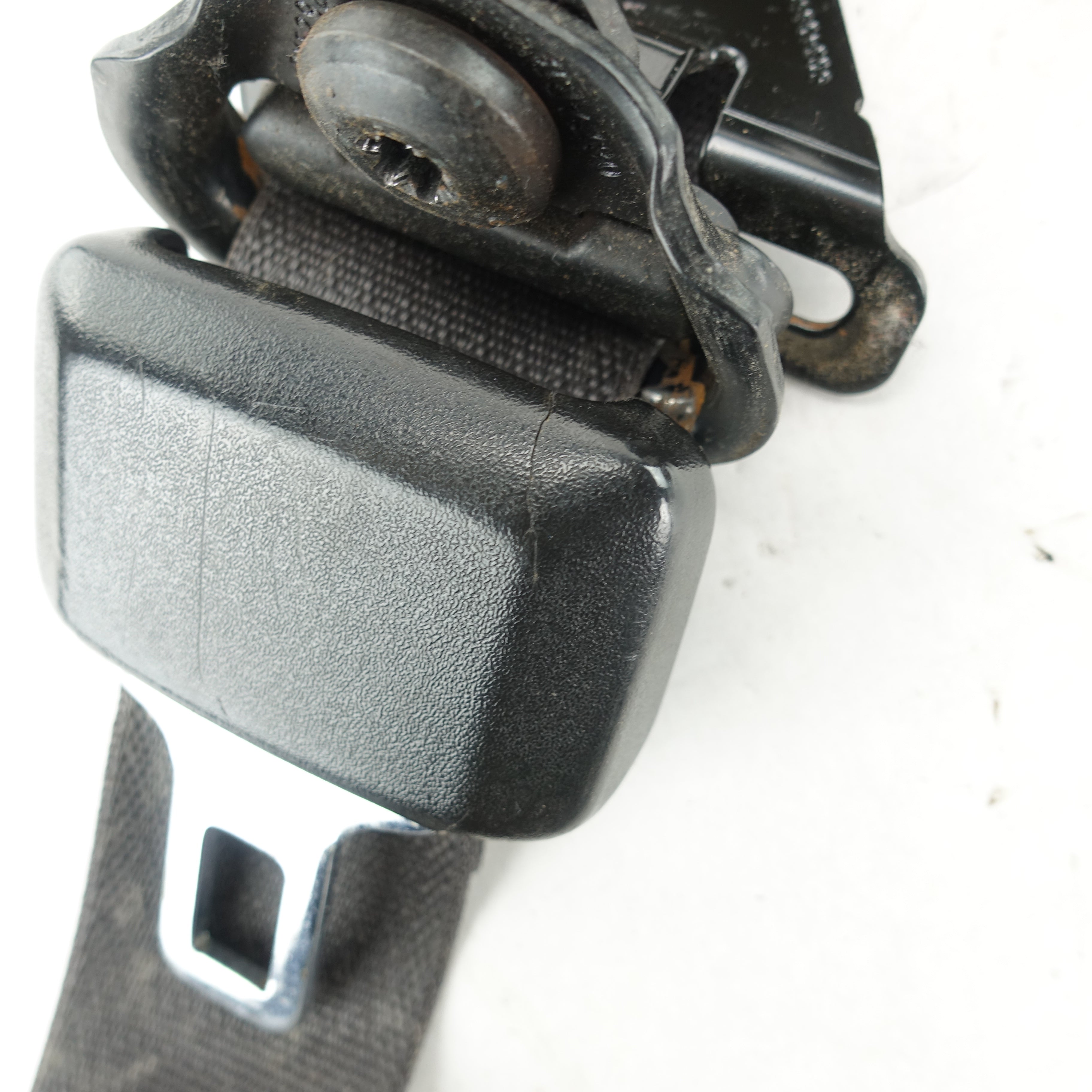 2011 2012 2013 2014 2015 2016 GMC Acadia Driver Left Front Seat Belt Black
