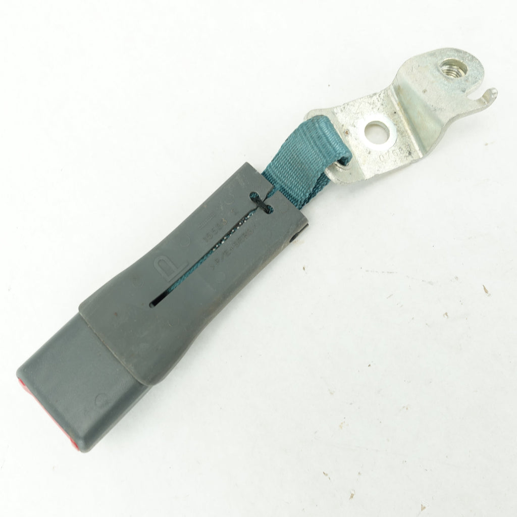 2012 2013 2014 2015 Toyota Prius Right Rear Seat Belt Buckle Gray