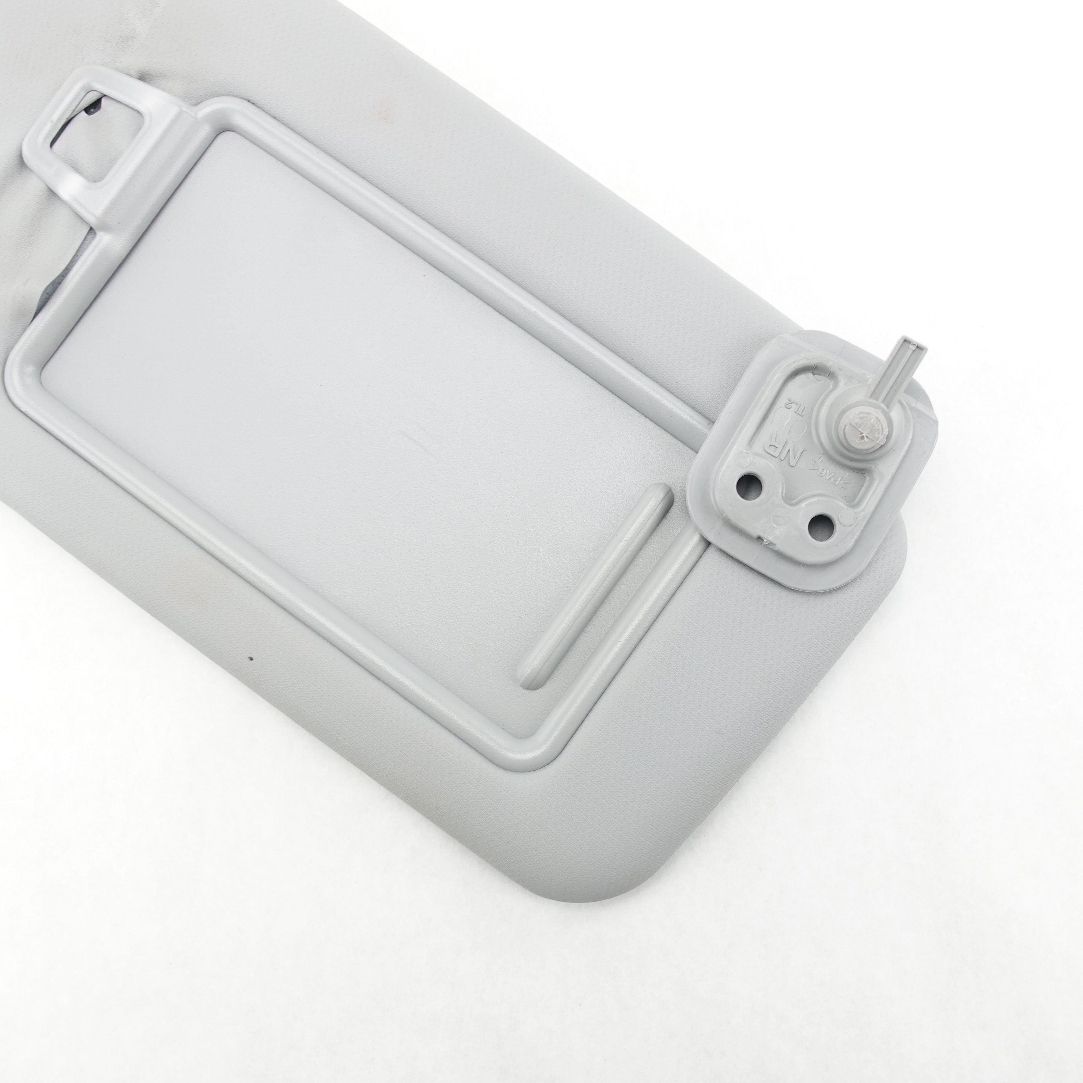 Damage 2016 2017 2018 Hyundai Tucson Passenger Right Sunvisor Sun Visor Gray