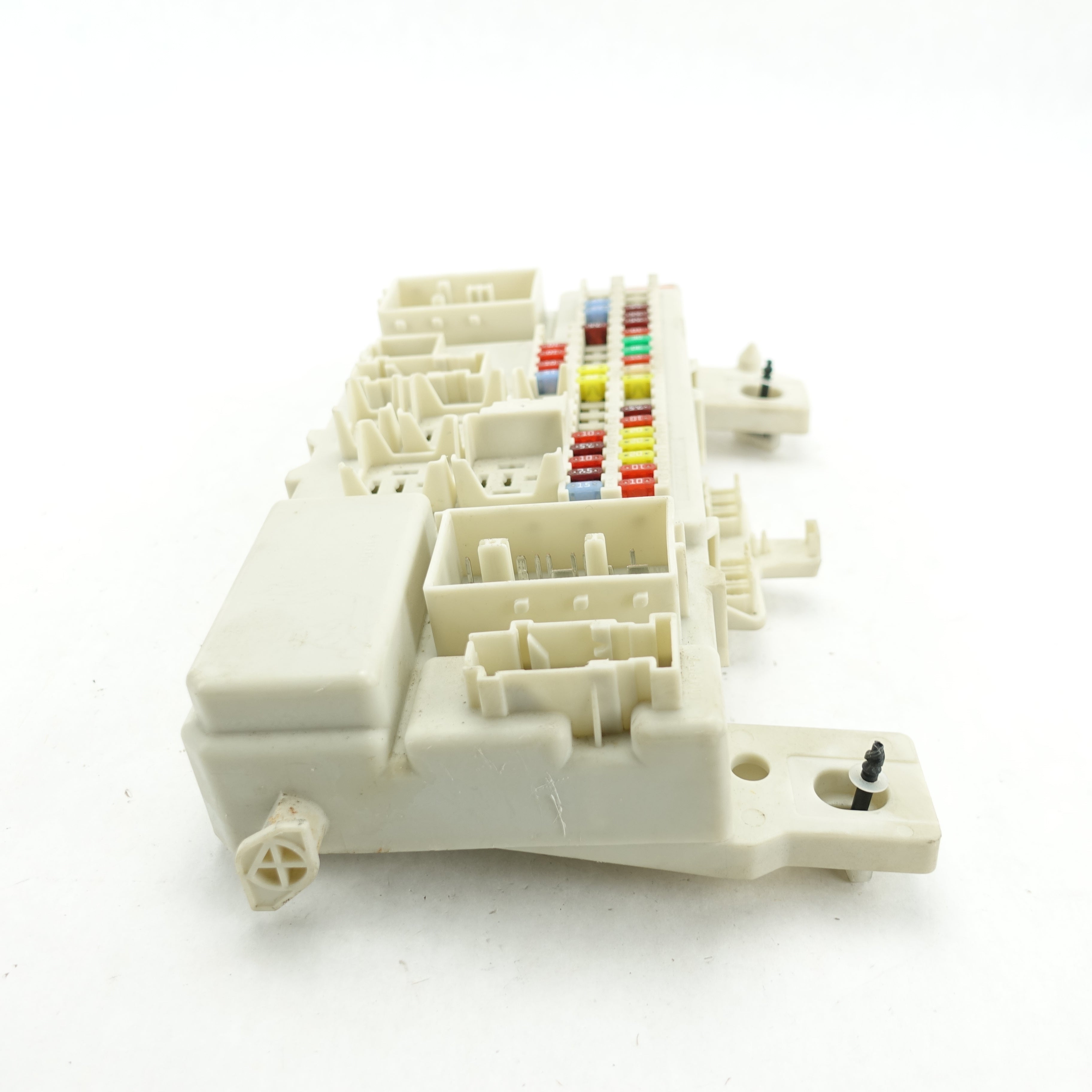 2007 2008 2009 Mazda 3 BCM Body Control Module Fuse Junction Box