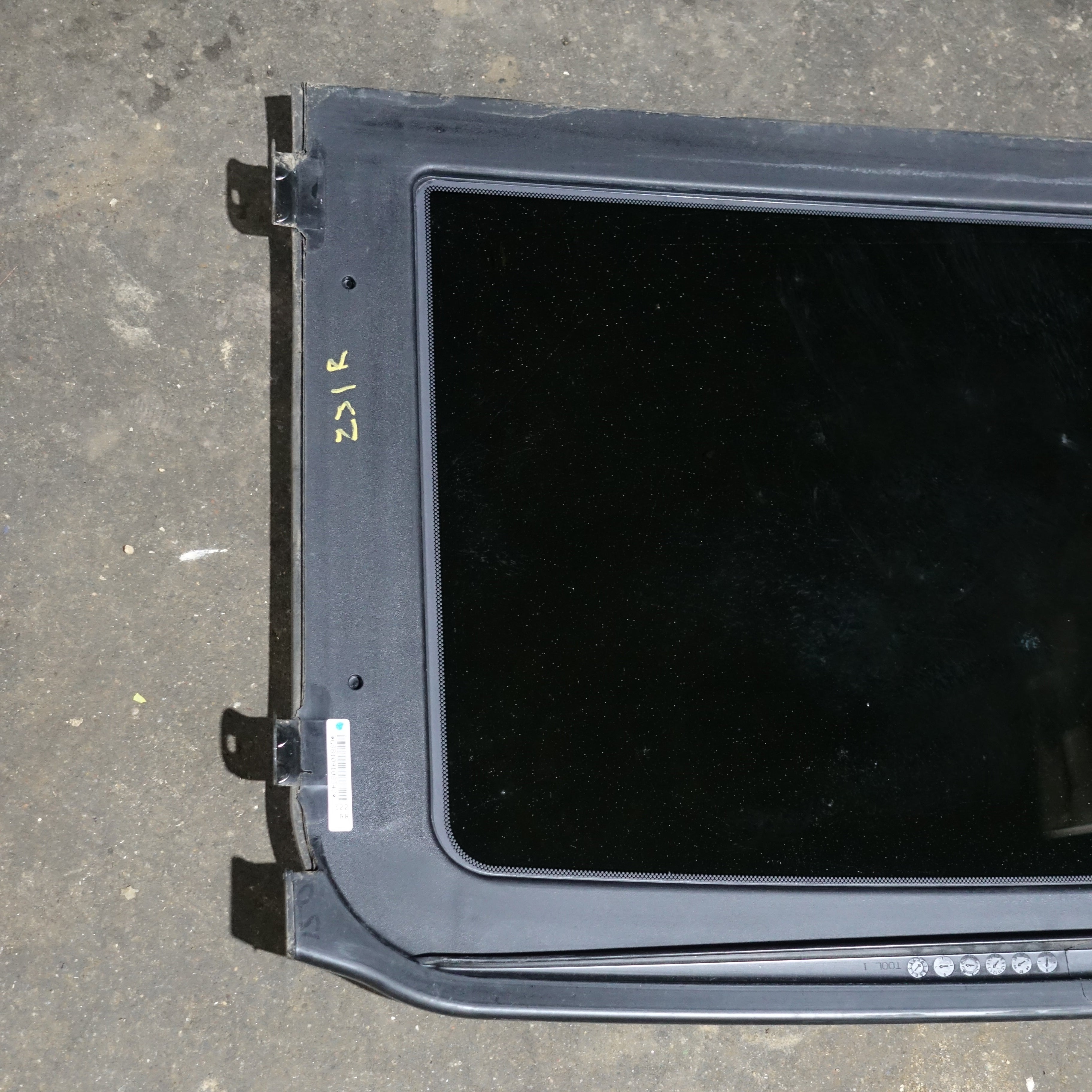 2008 2009 2010 Cadillac CTS Rear Sunroof Sun Moon Roof Glass