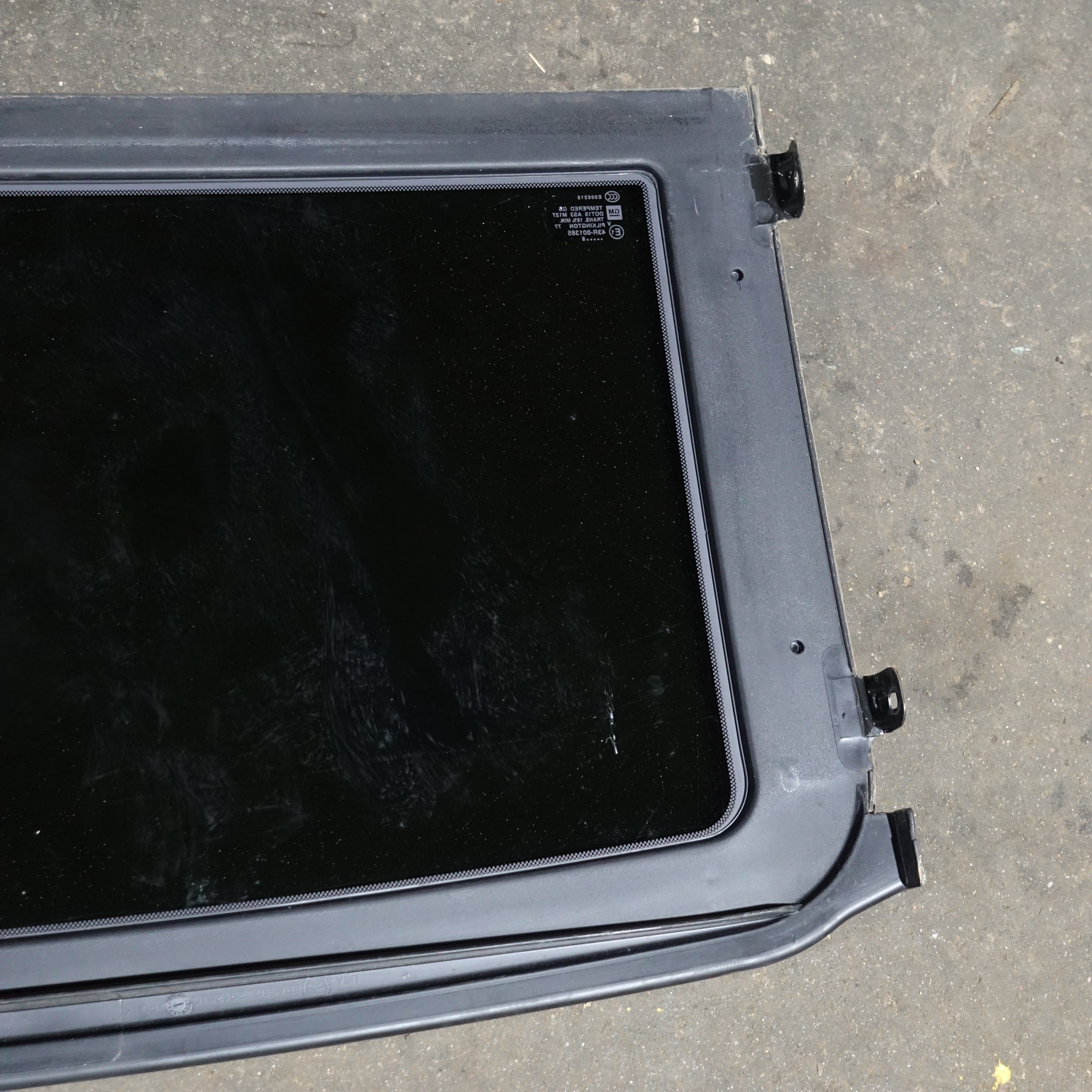 2008 2009 2010 Cadillac CTS Rear Sunroof Sun Moon Roof Glass