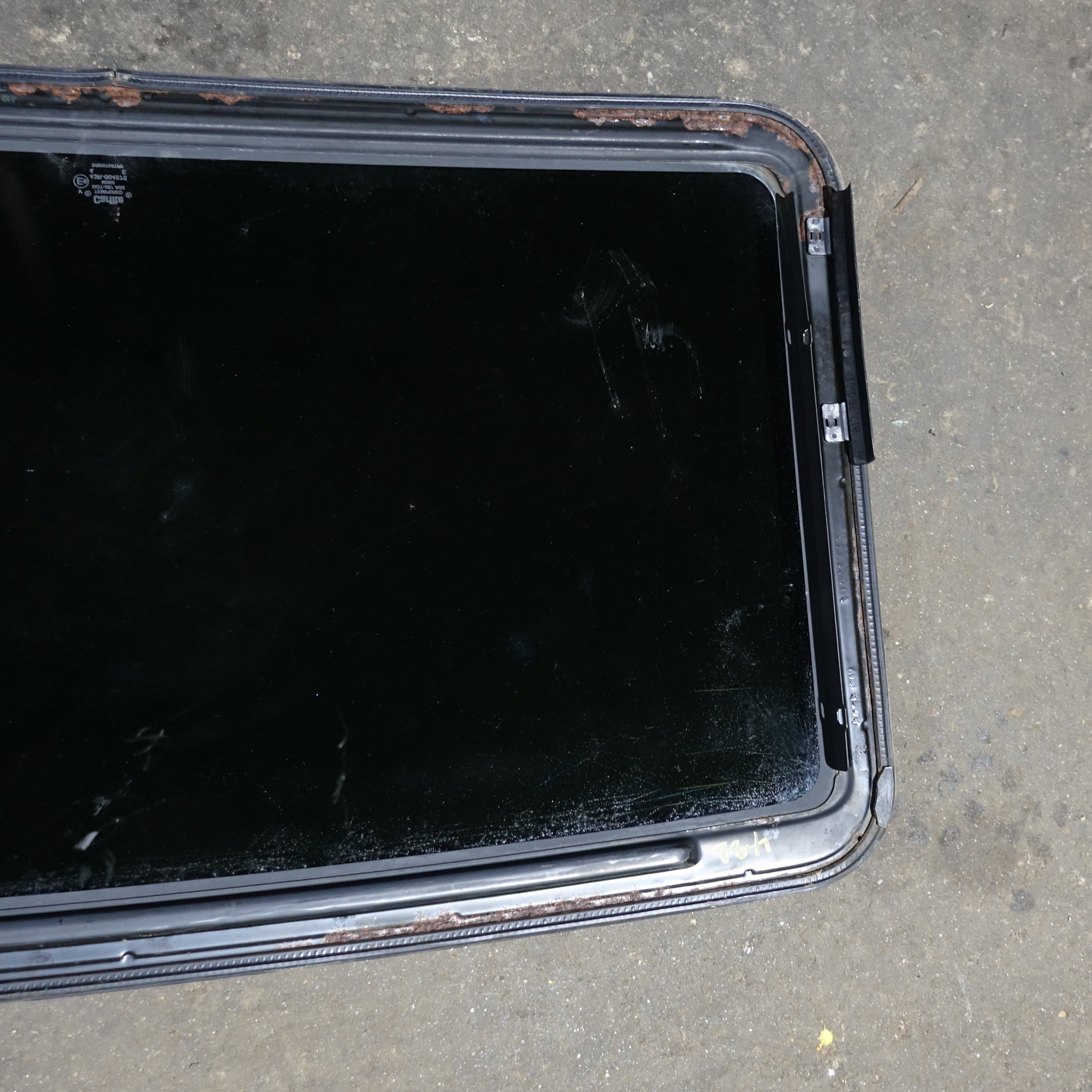 2001 2002 2003 2004 2005 2006 Mazda Tribute Sunroof Sun Moon Roof Glass
