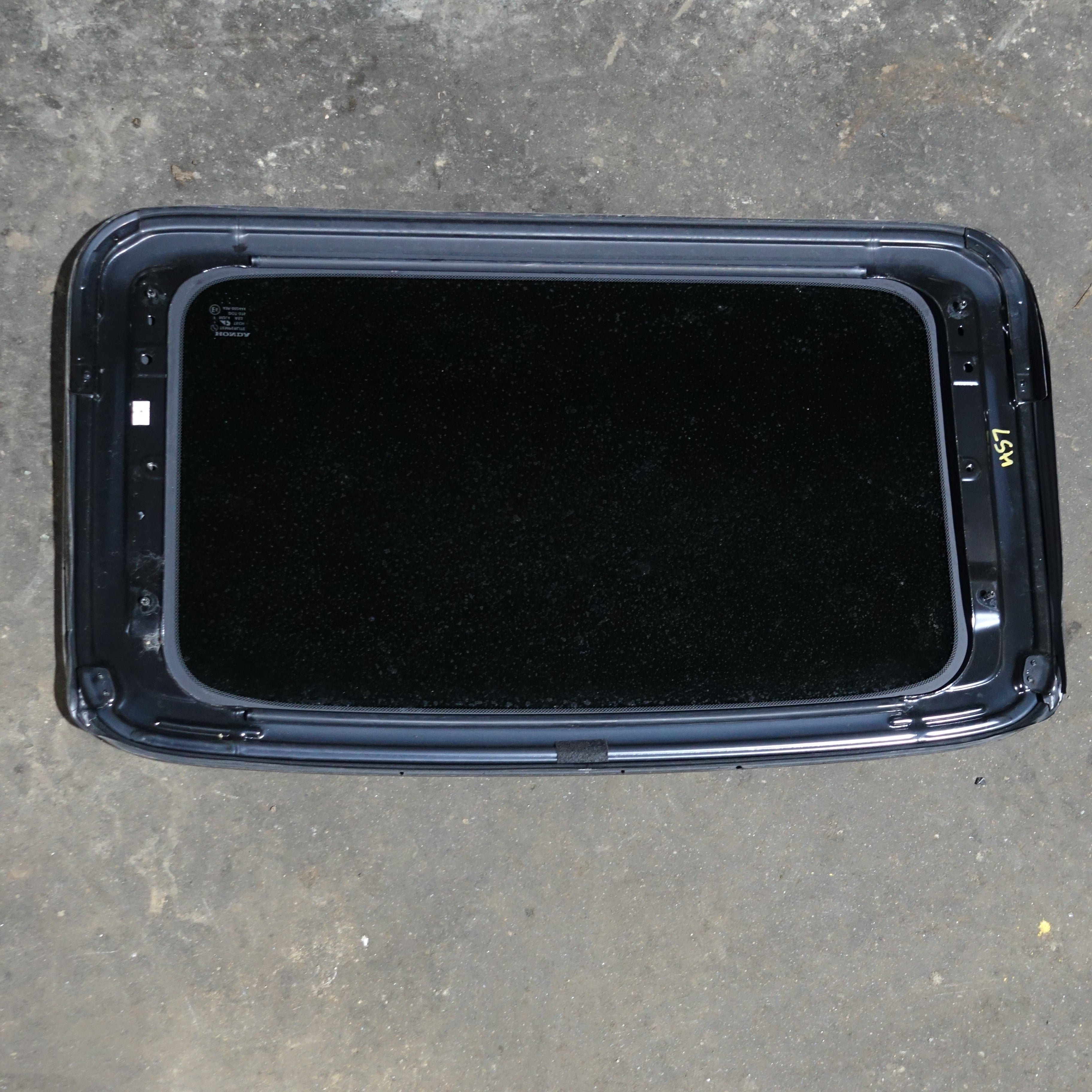 2002 2003 2004 2005 Honda Civic Sedan 4 Door Sunroof Sun Moon Roof Glass