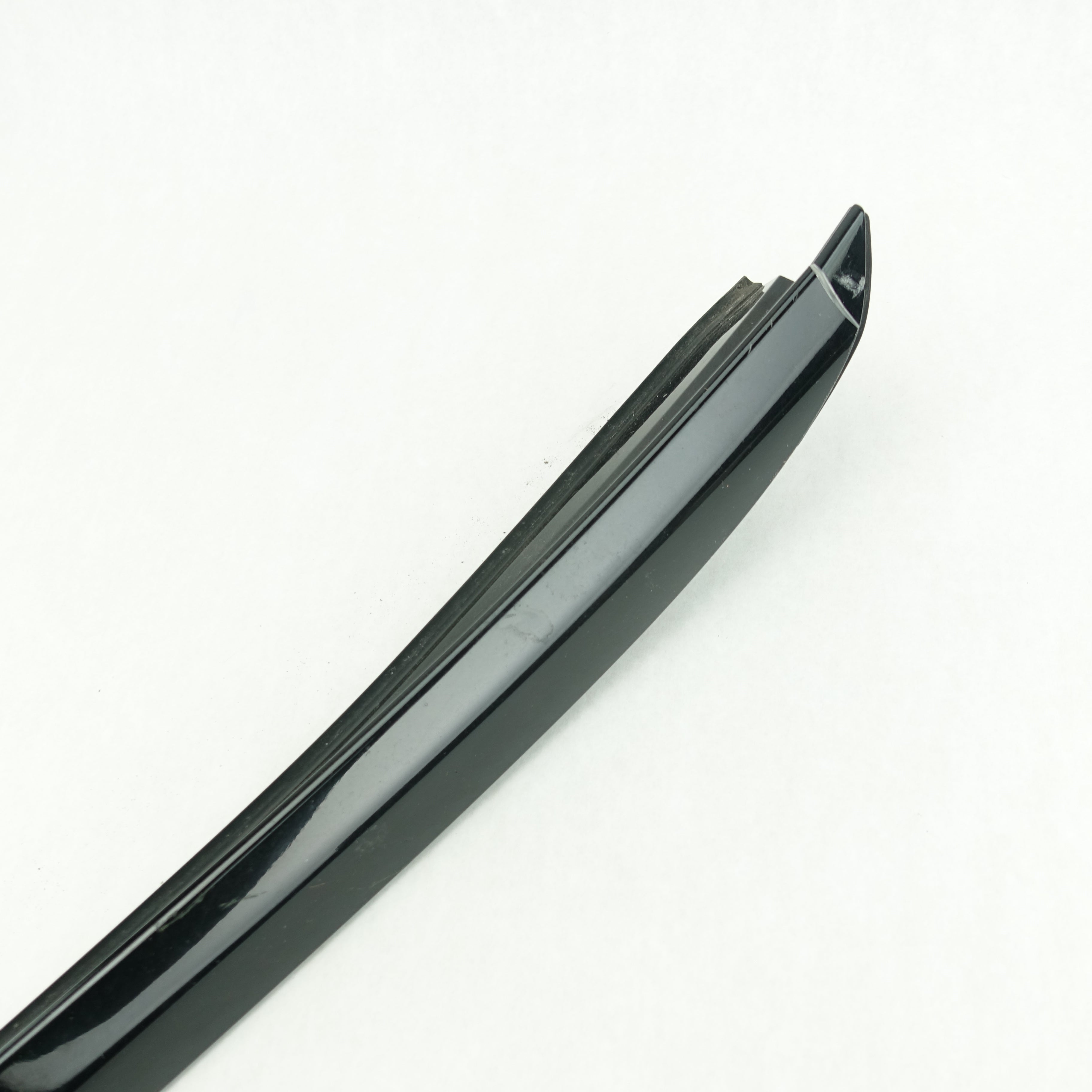 Damage 2009 2010 2011 2012 13 Acura TSX Passenger Front Windshield Trim Molding