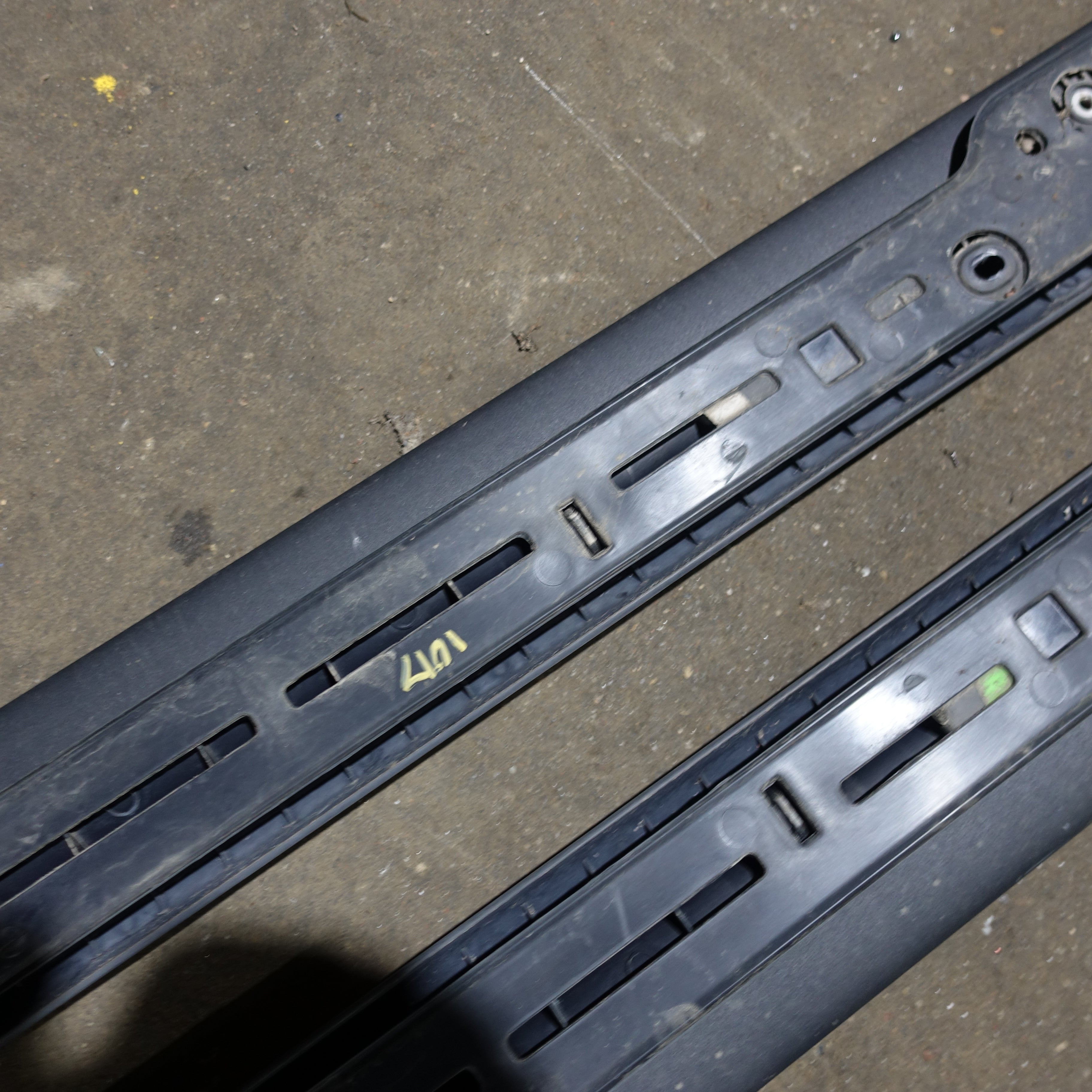 2011 2012 2013 2014 2015 2016 Town & Country Caravan Roof Rack Rail Cross Bars