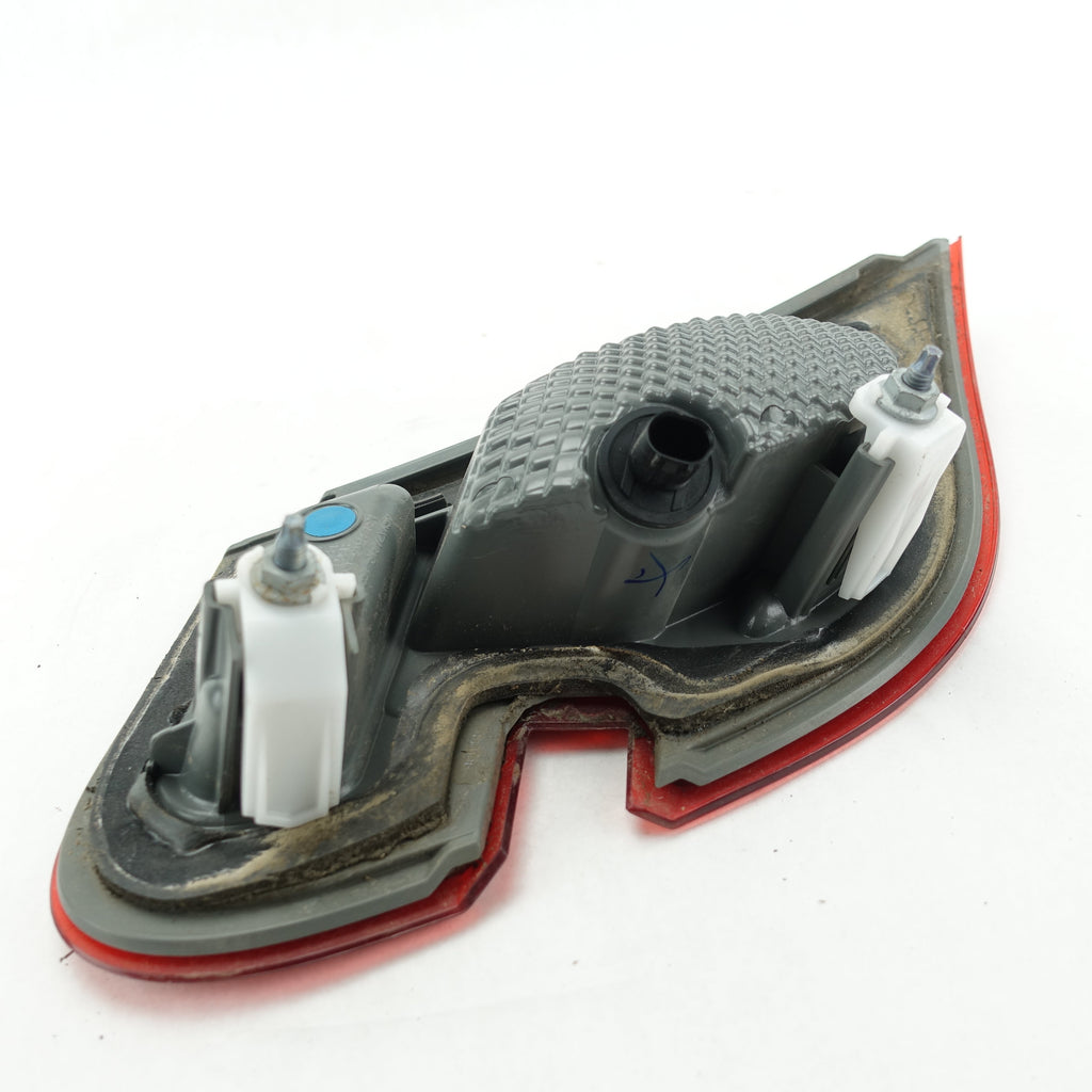 2010 2011 2012 Ford Taurus Passenger Right Rear Taillight Tail Light Lamp