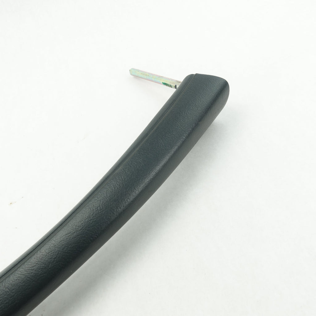 2000 2001 2002 Silverado Sierra Passenger Right Dash Grab Bar Pull