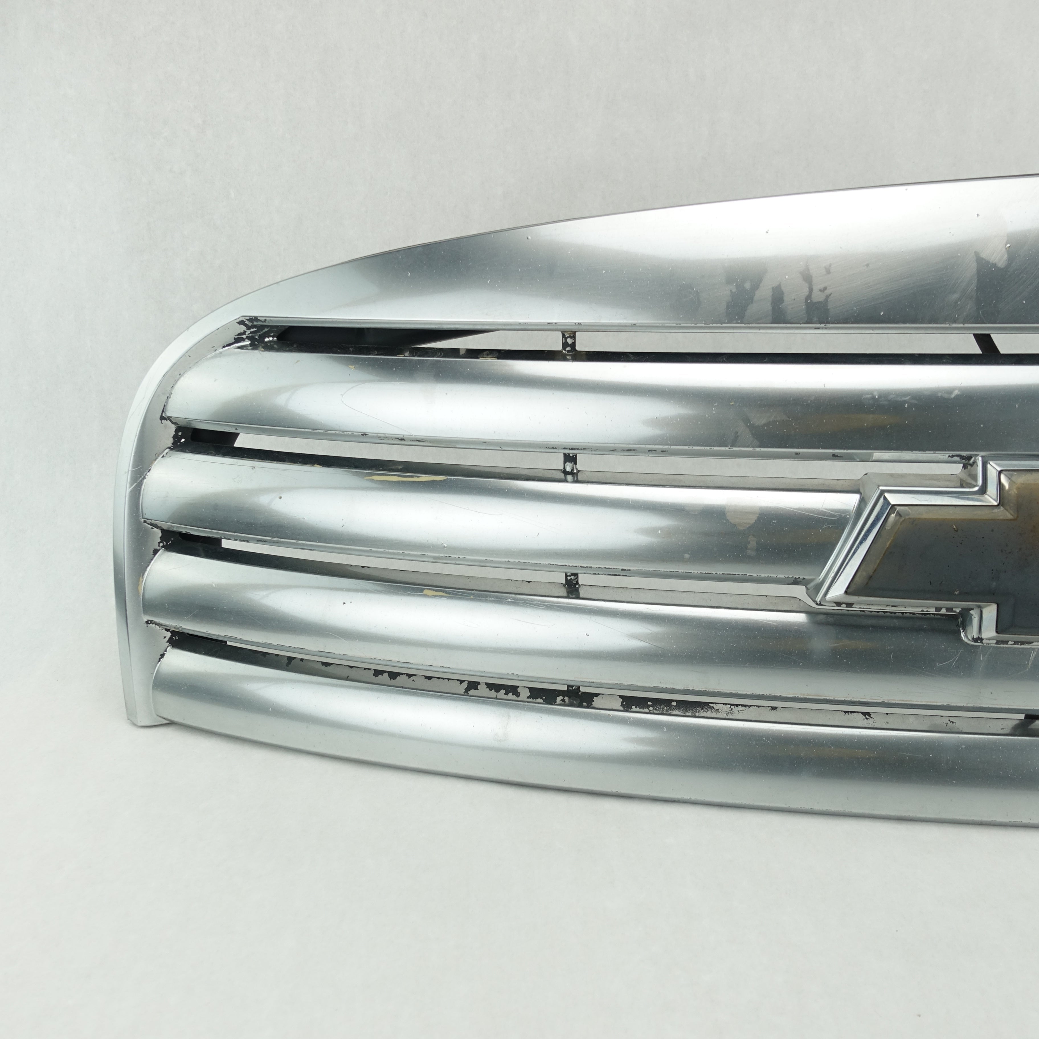 Damage 2006 2007 2008 2009 2010 2011 Chevy HHR Grille Grill