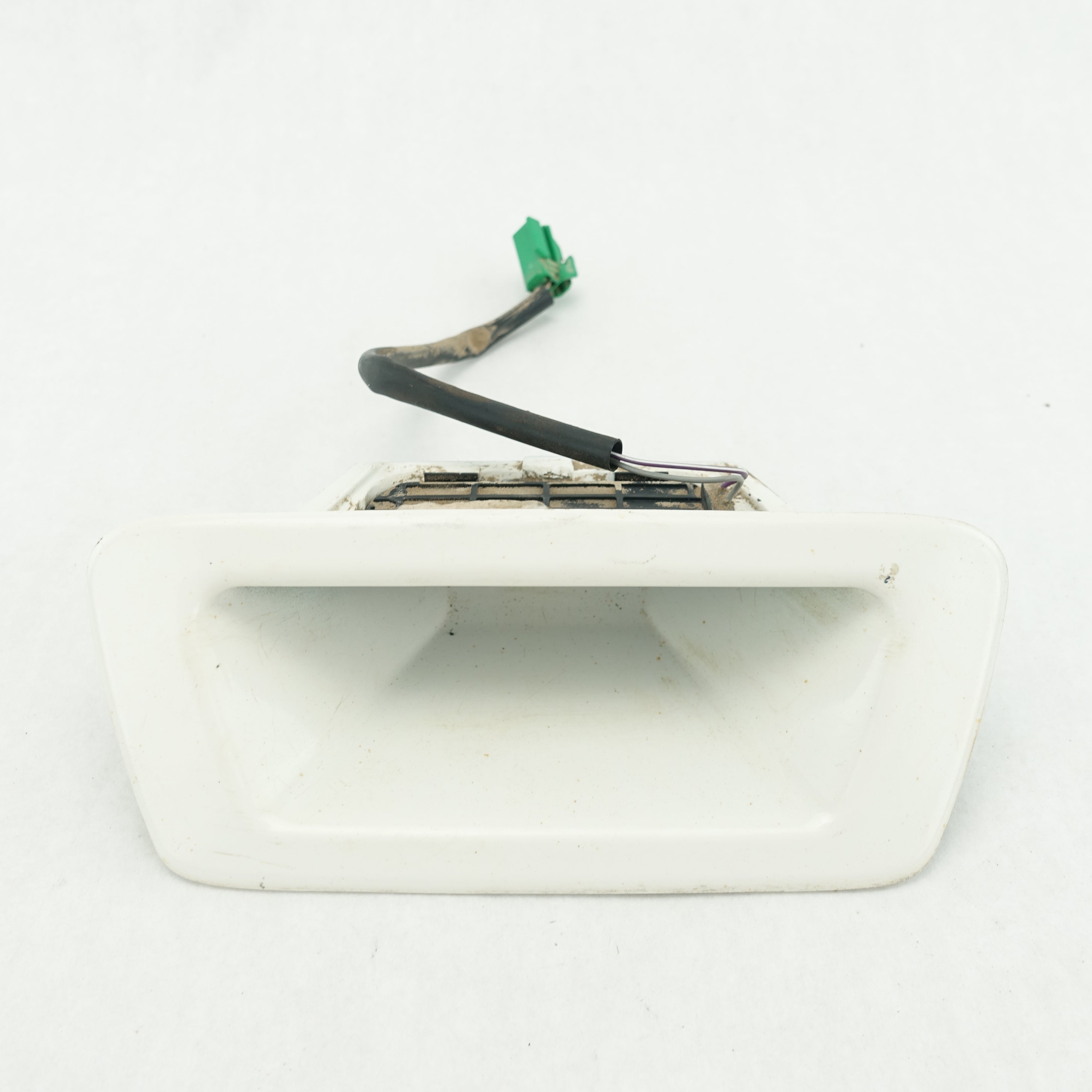 2007 2008 2009 10 Saturn Outlook Rear Tailgate Liftgate Gate Hatch Button Handle
