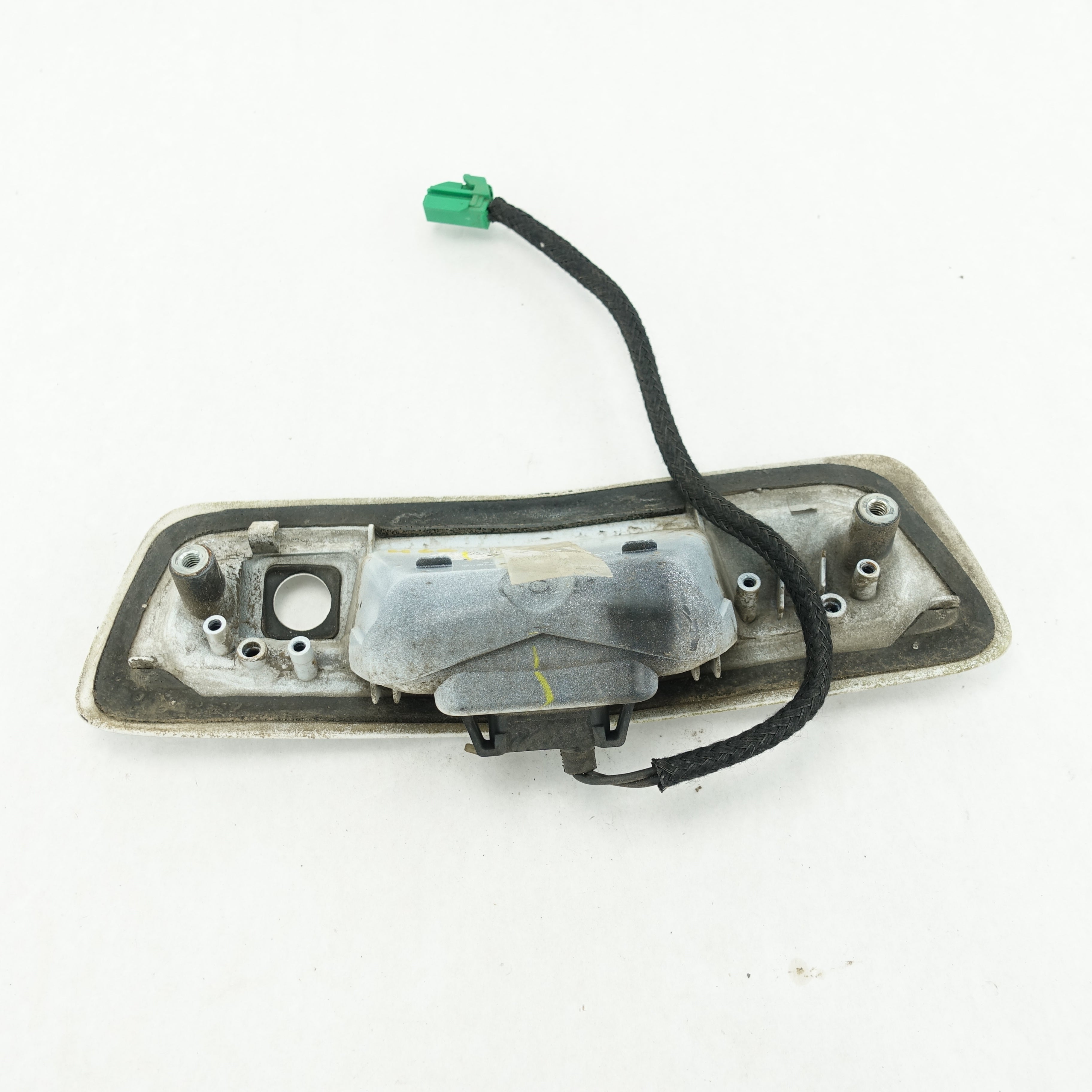 2009 2010 2011 2012 Chevy Traverse Tailgate Lift Gate Hatch Handle Trim