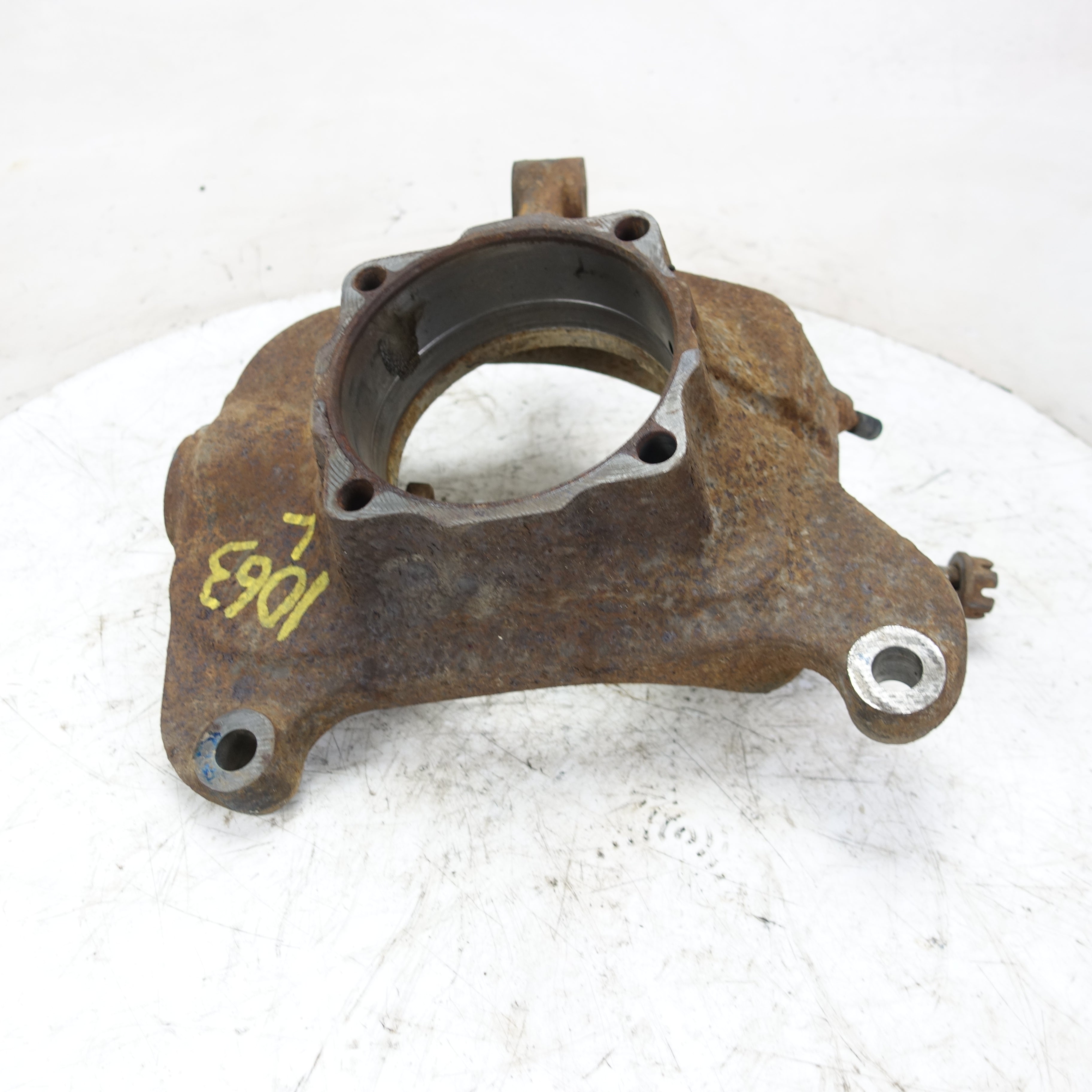 2009 2010 2011 2012 2013 2014 2015 16 Ford F450 F550 Driver Left Knuckle Spindle